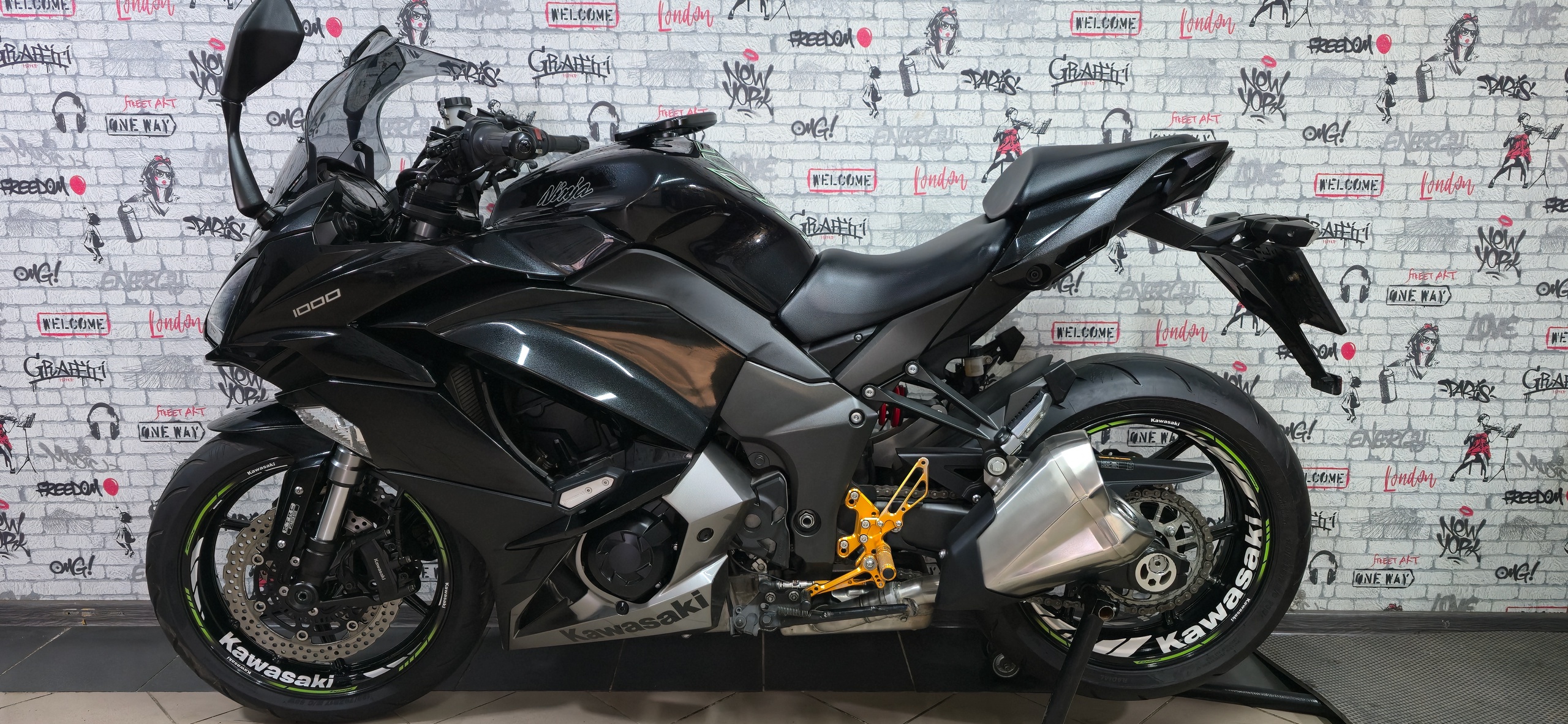 **Купить Kawasaki Z1000SX 2018 года**