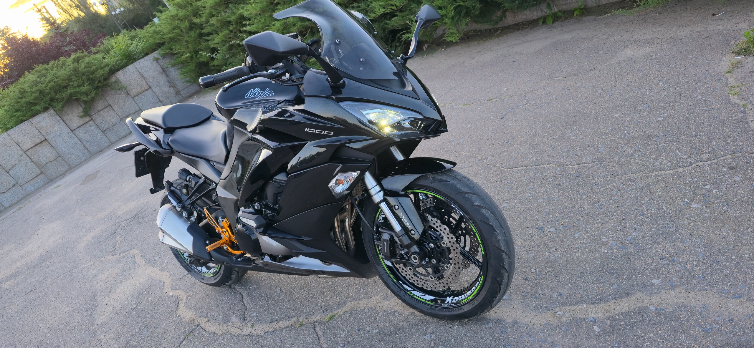 **Купить Kawasaki Z1000SX 2018 года** (1)