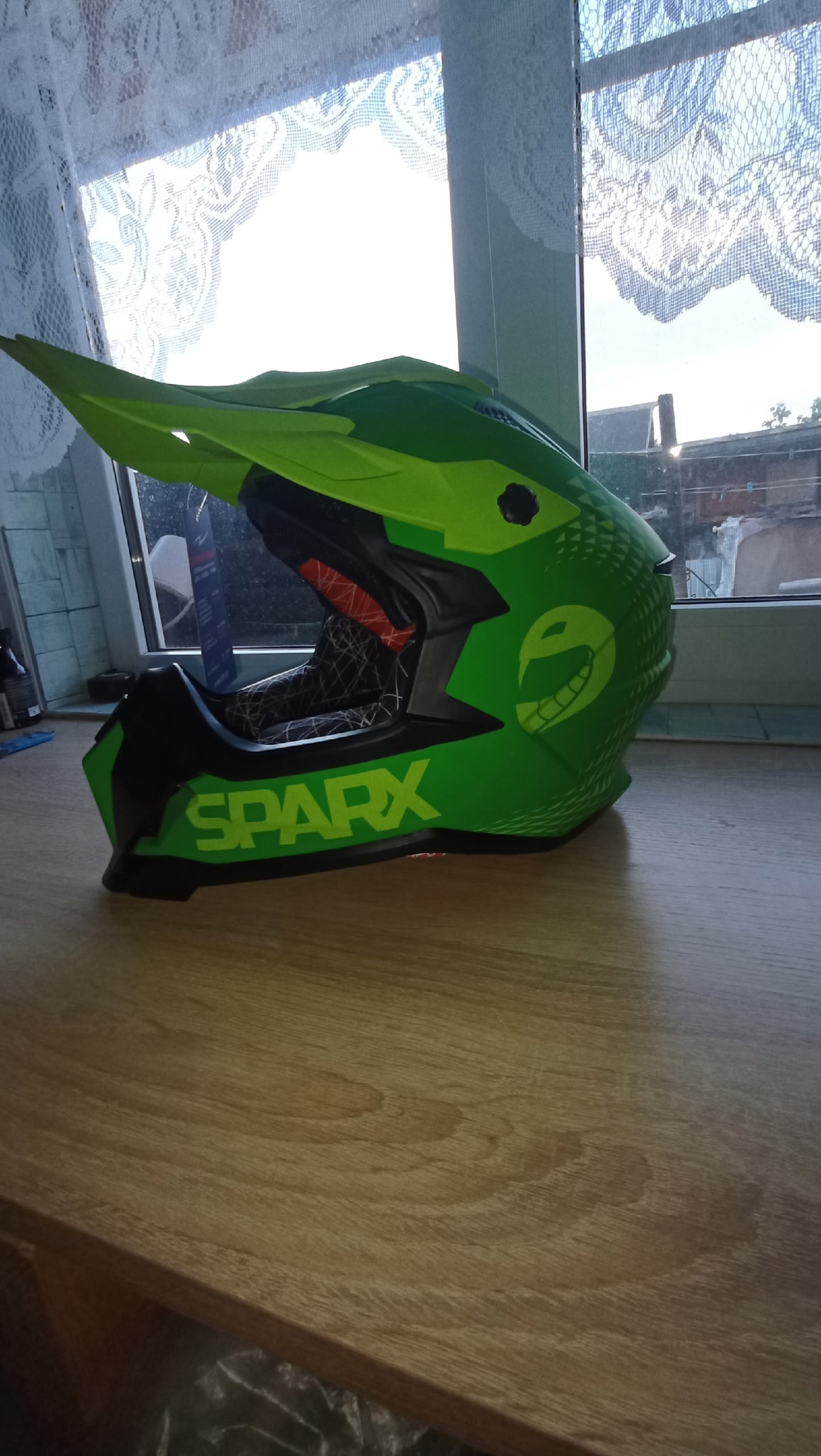 Новый шлем Sparx Raptor Предлагаю