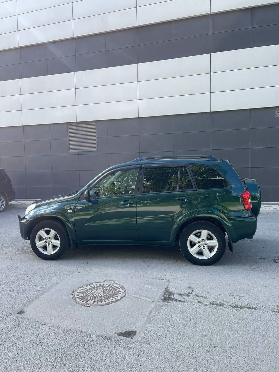 Продается надежная Toyota RAV4 2003