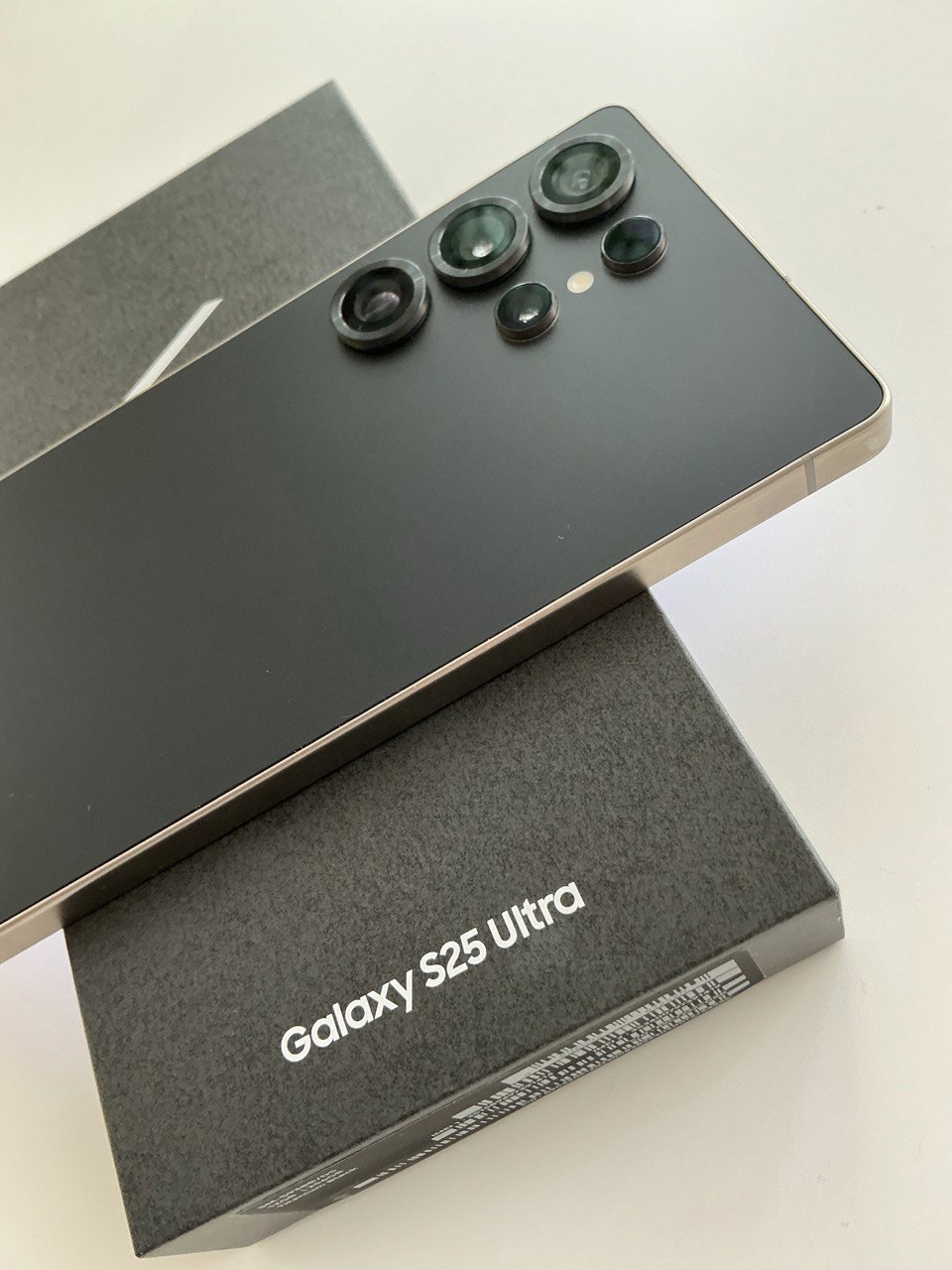 Samsung S 25 Ultra 12/256 (1)