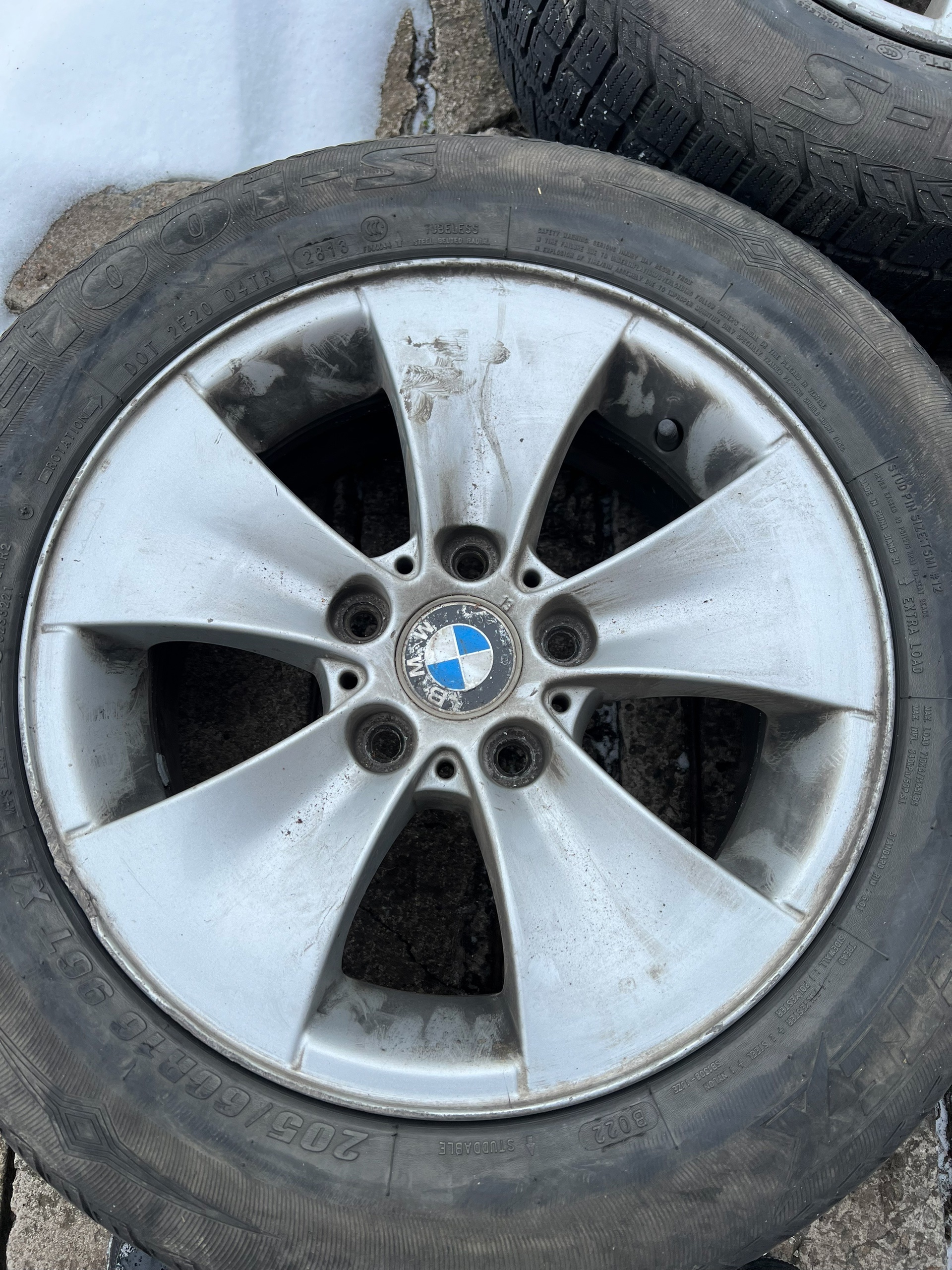 Продаю оригинальные диски BMW R-16 (1)
