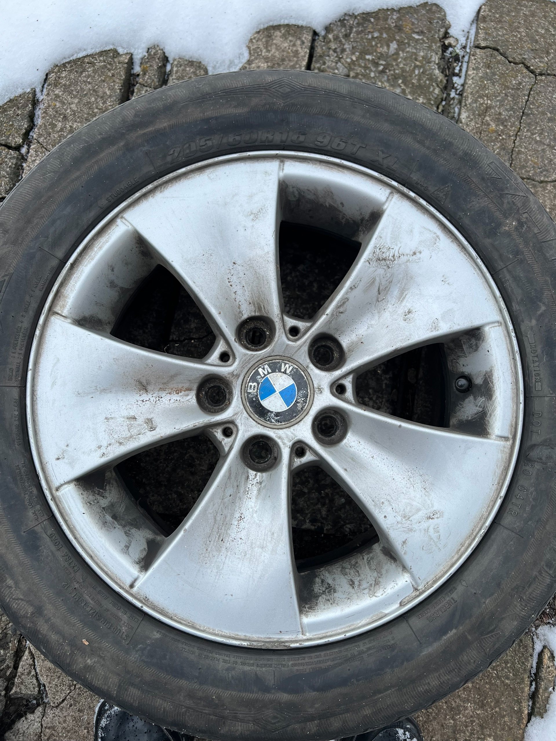 Продаю оригинальные диски BMW R-16 (3)
