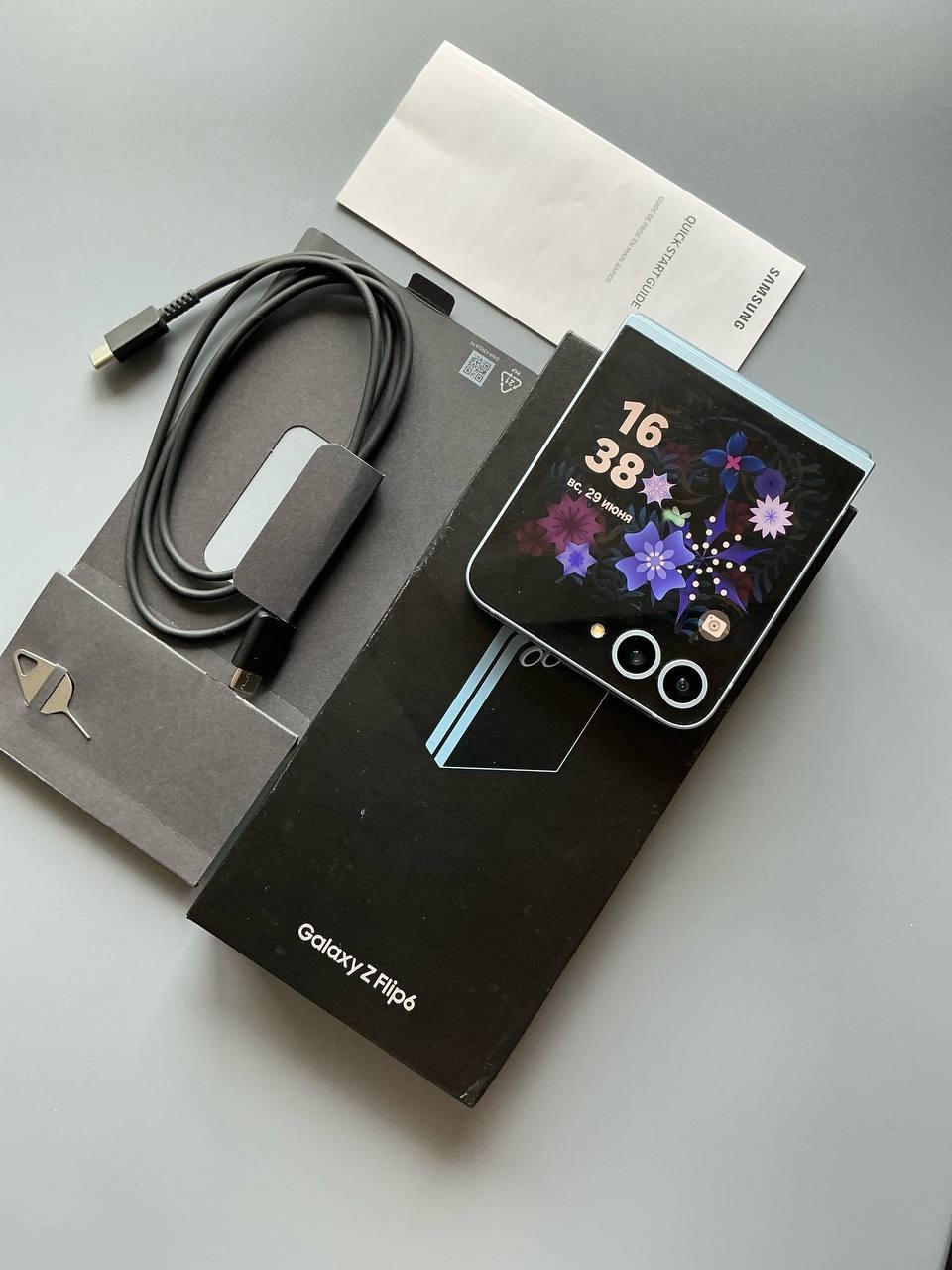 Samsung Z Flip 6 на