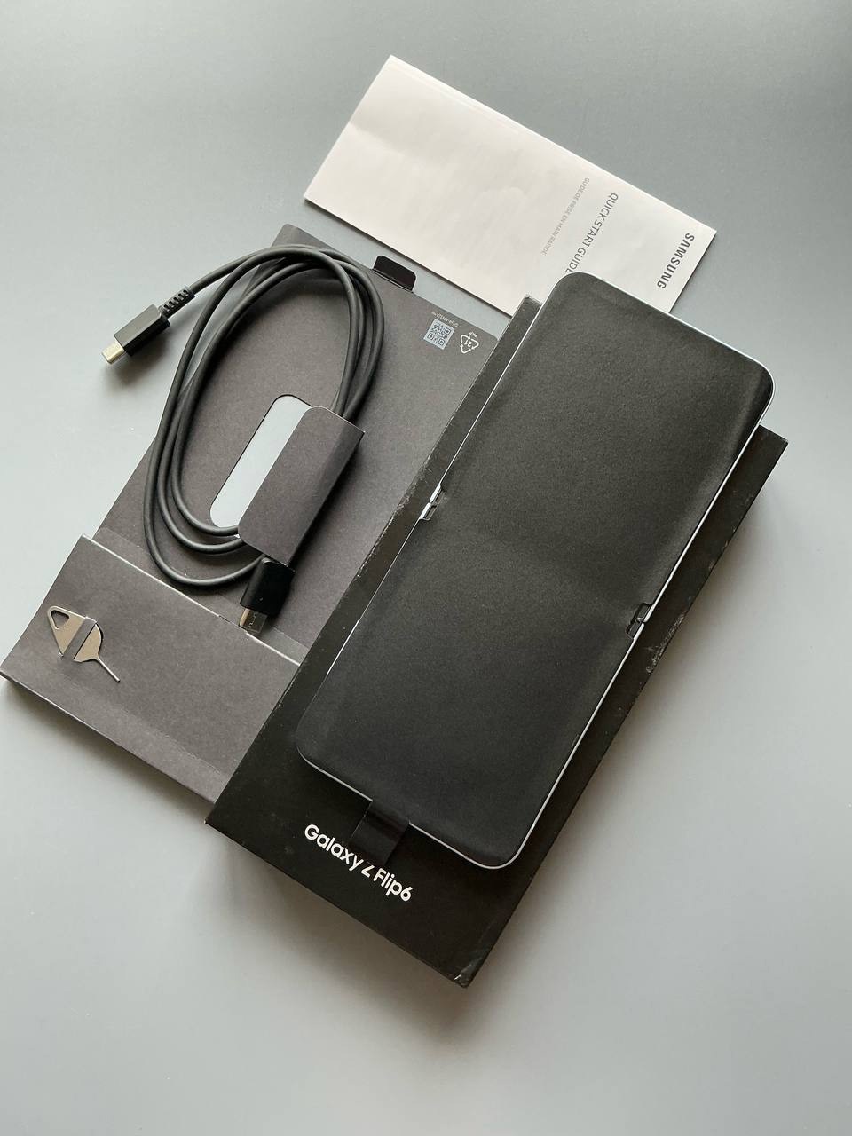 Samsung Z Flip 6 на (3)