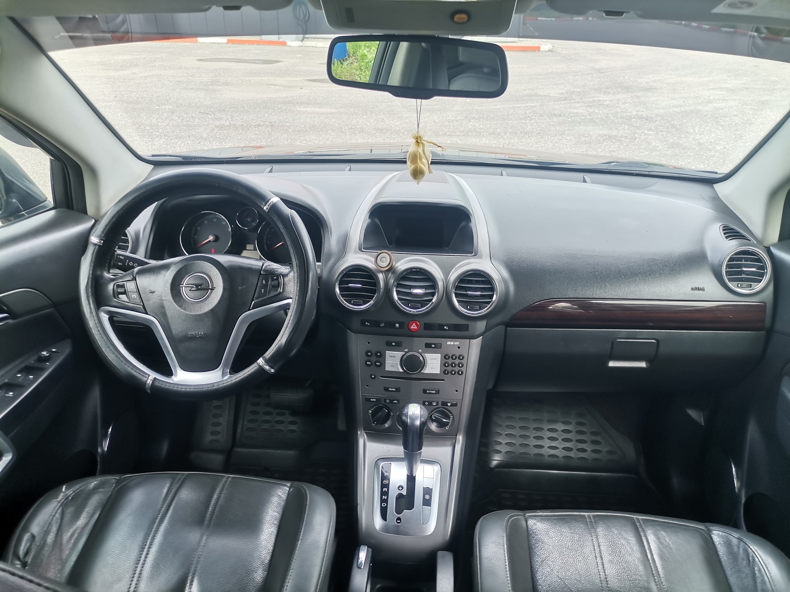 Обзор Opel Antara 2008 года (1)