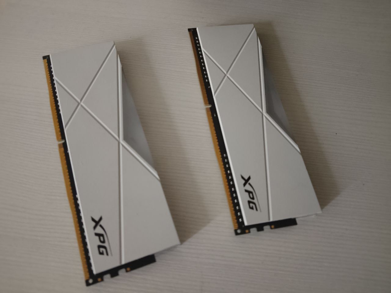 Оперативная память ADATA DDR4 на (1)