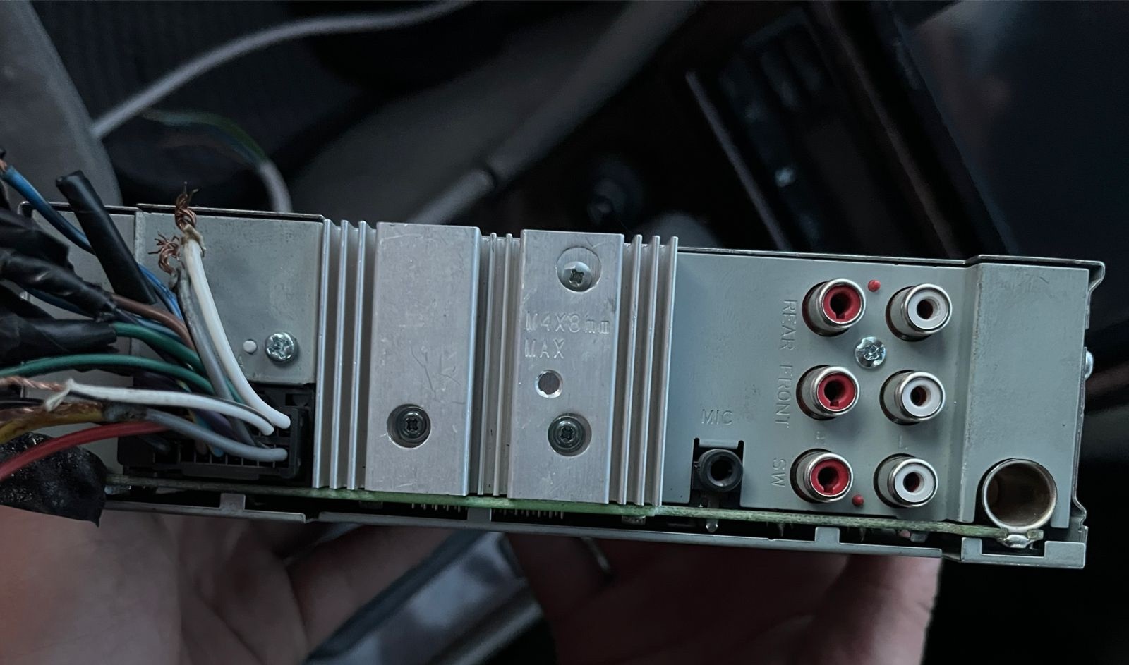 Автомагнитола Kenwood с многоцветной подсветкой (1)