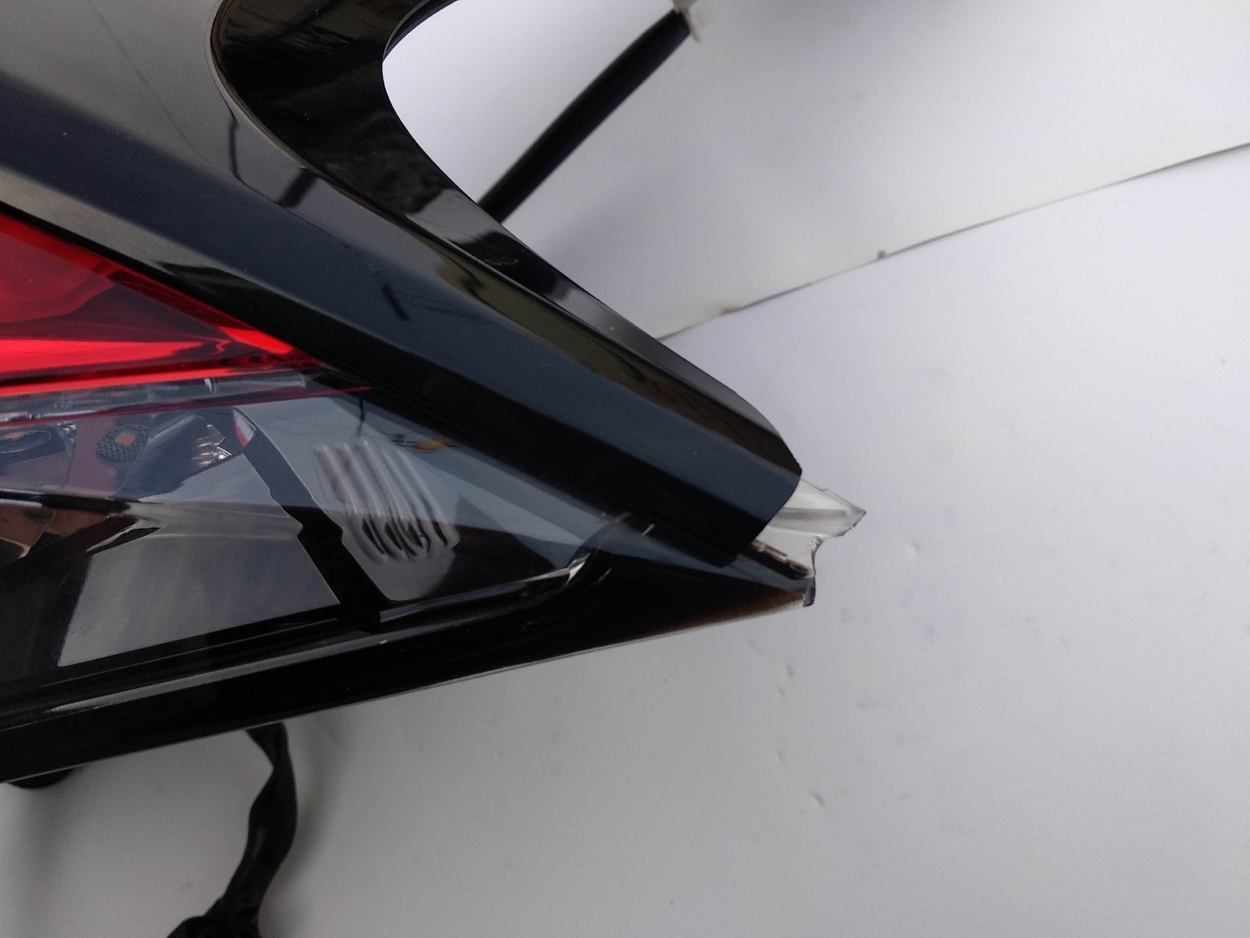 Продажа заднего фонаря Lexus NX (5)