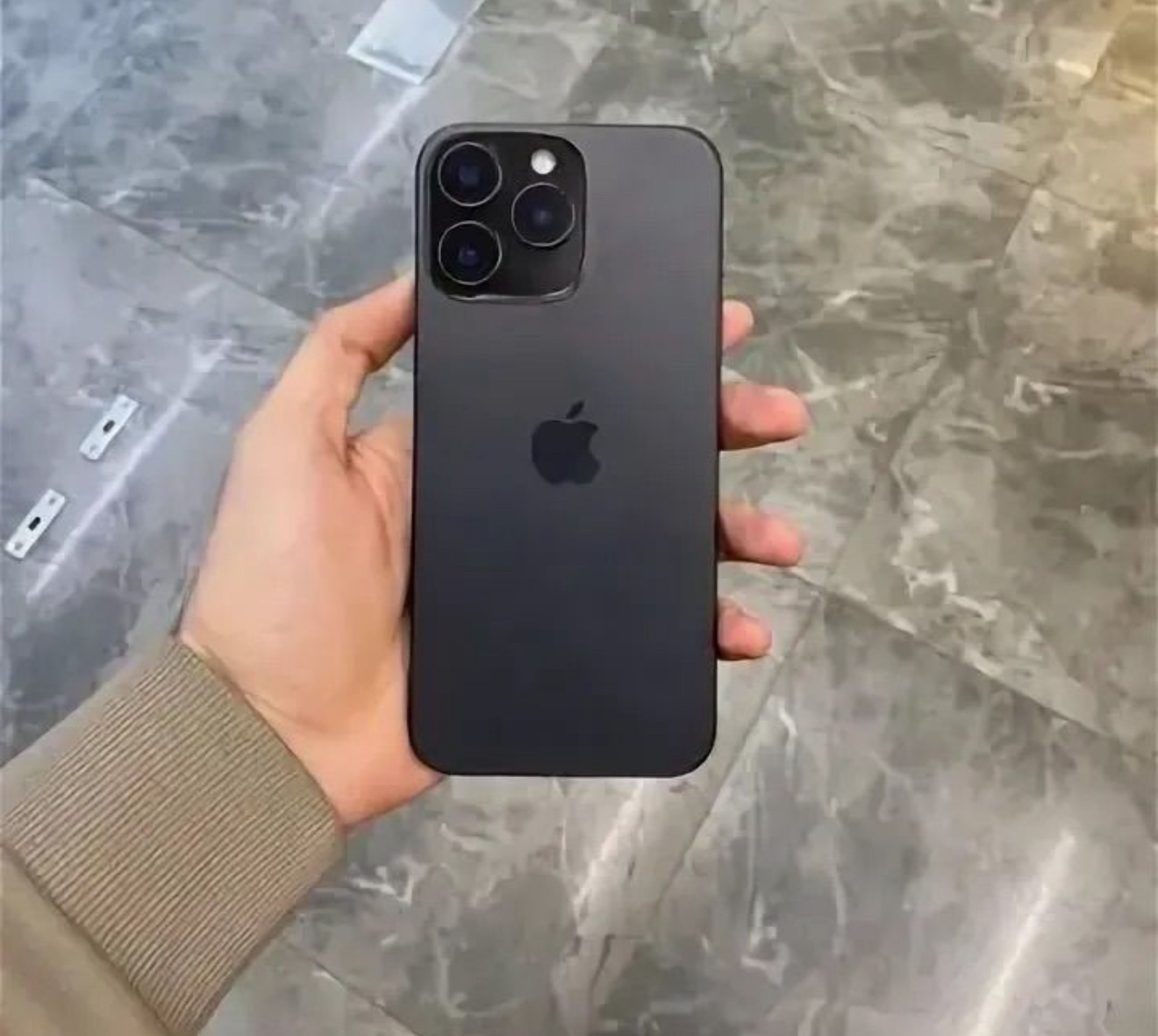 ### Продается iPhone 16 Pro