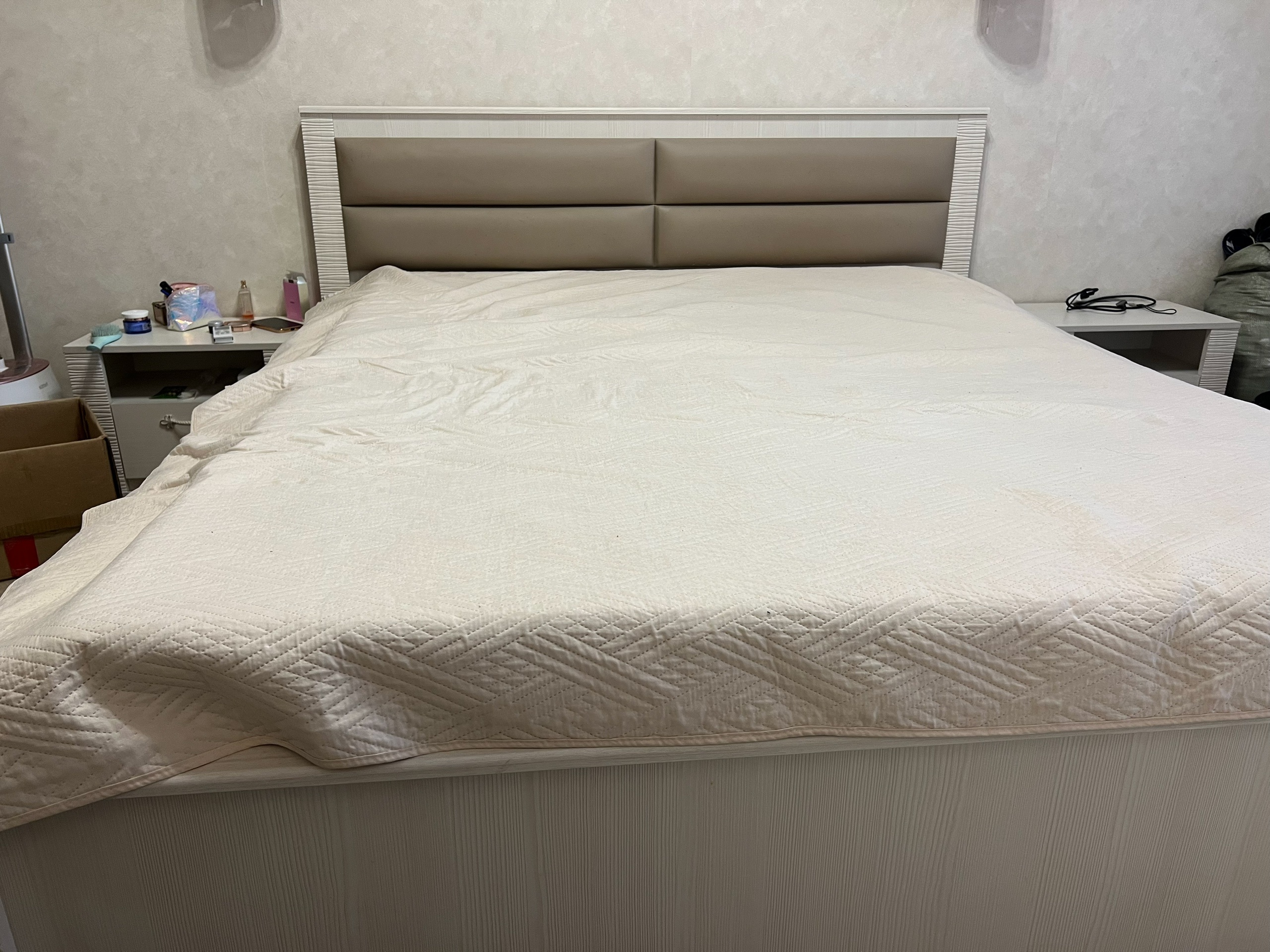 Продается кровать с матрасом Предлагается (2)