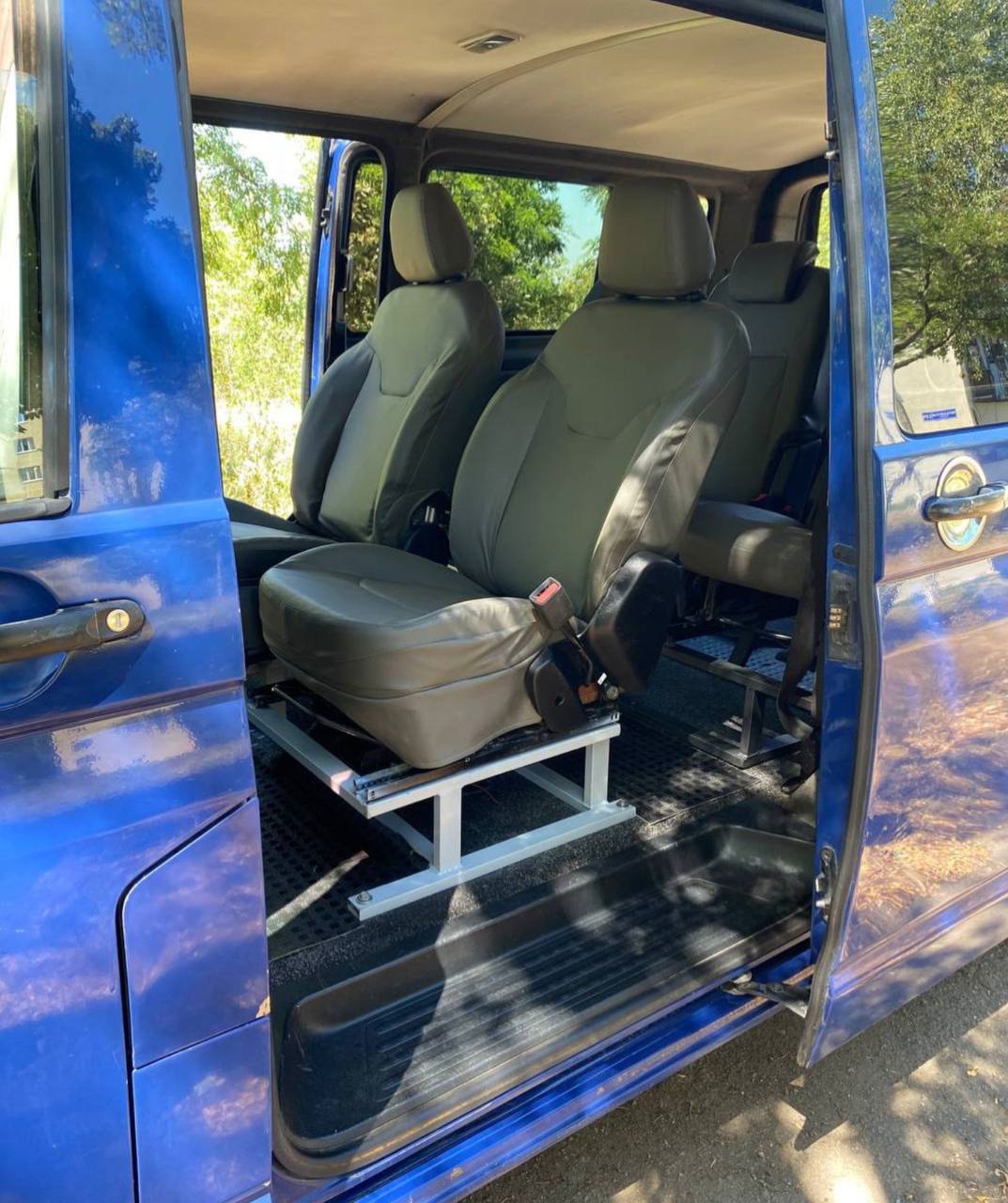 Продаётся Volkswagen Transporter T5, 2003 (6)