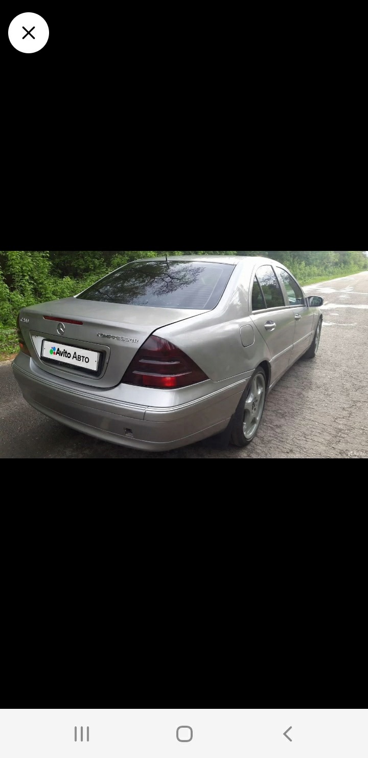 Продажа Mercedes C-класса 2002 года (3)