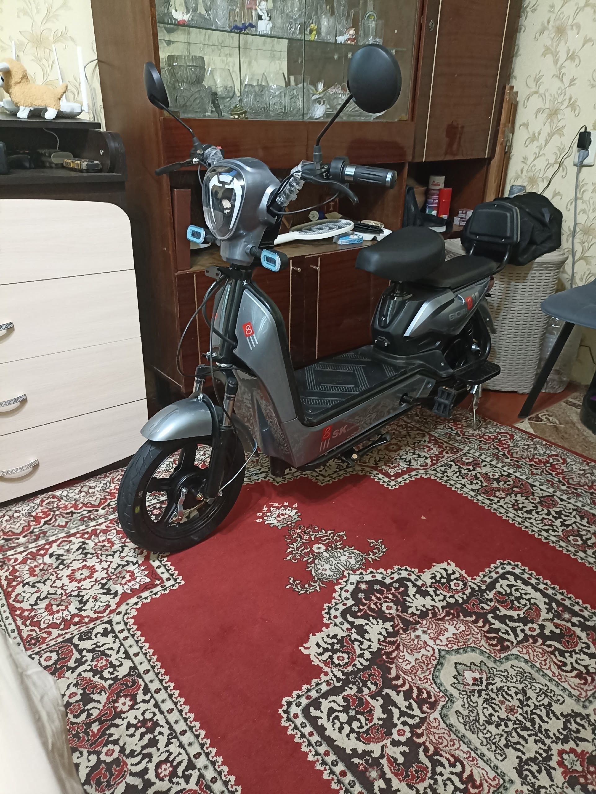 Новый электроскутер на продажу Предлагается (5)
