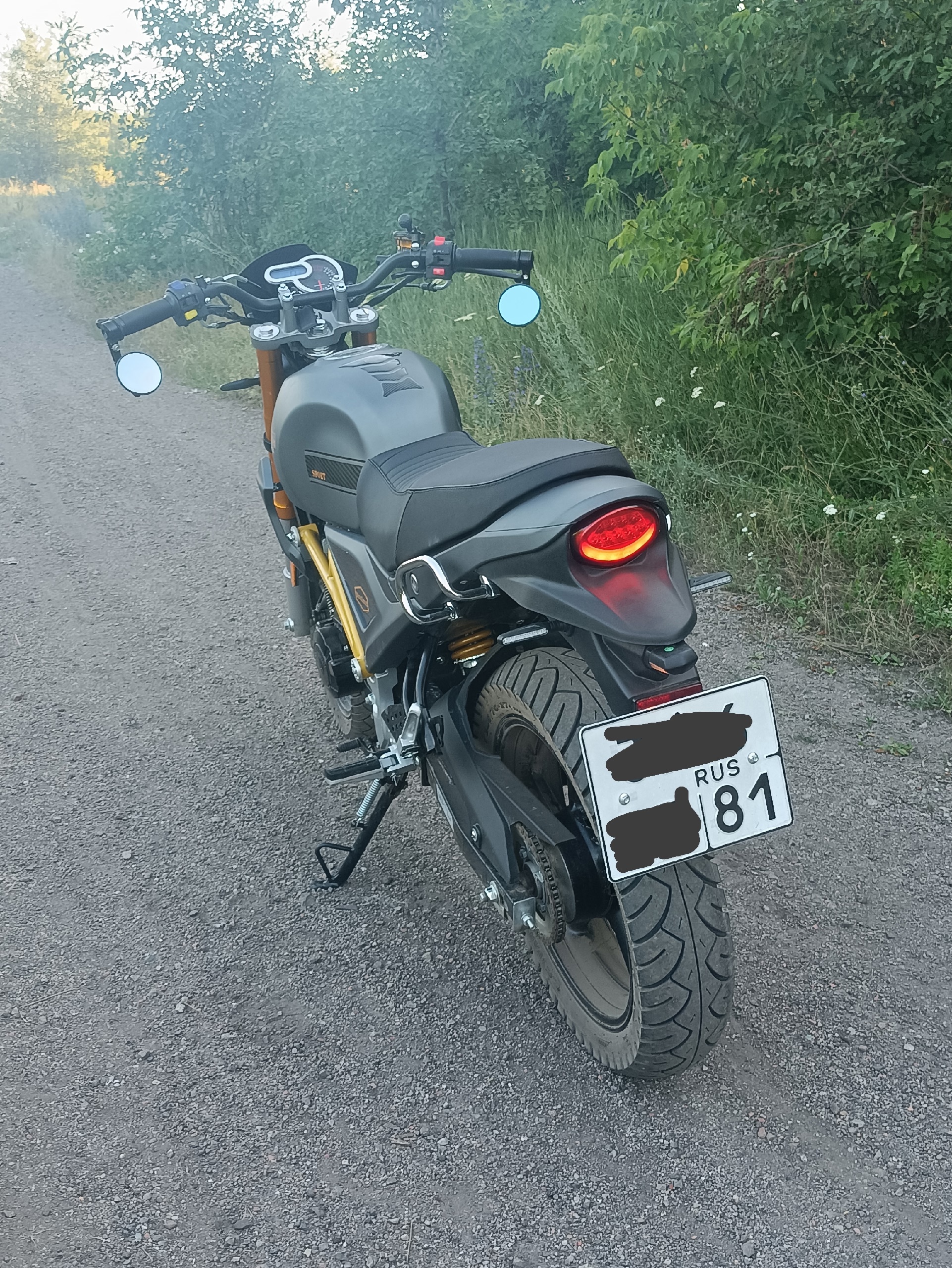 Продажа мотоцикла Motolend Scrambler 250cc (3)