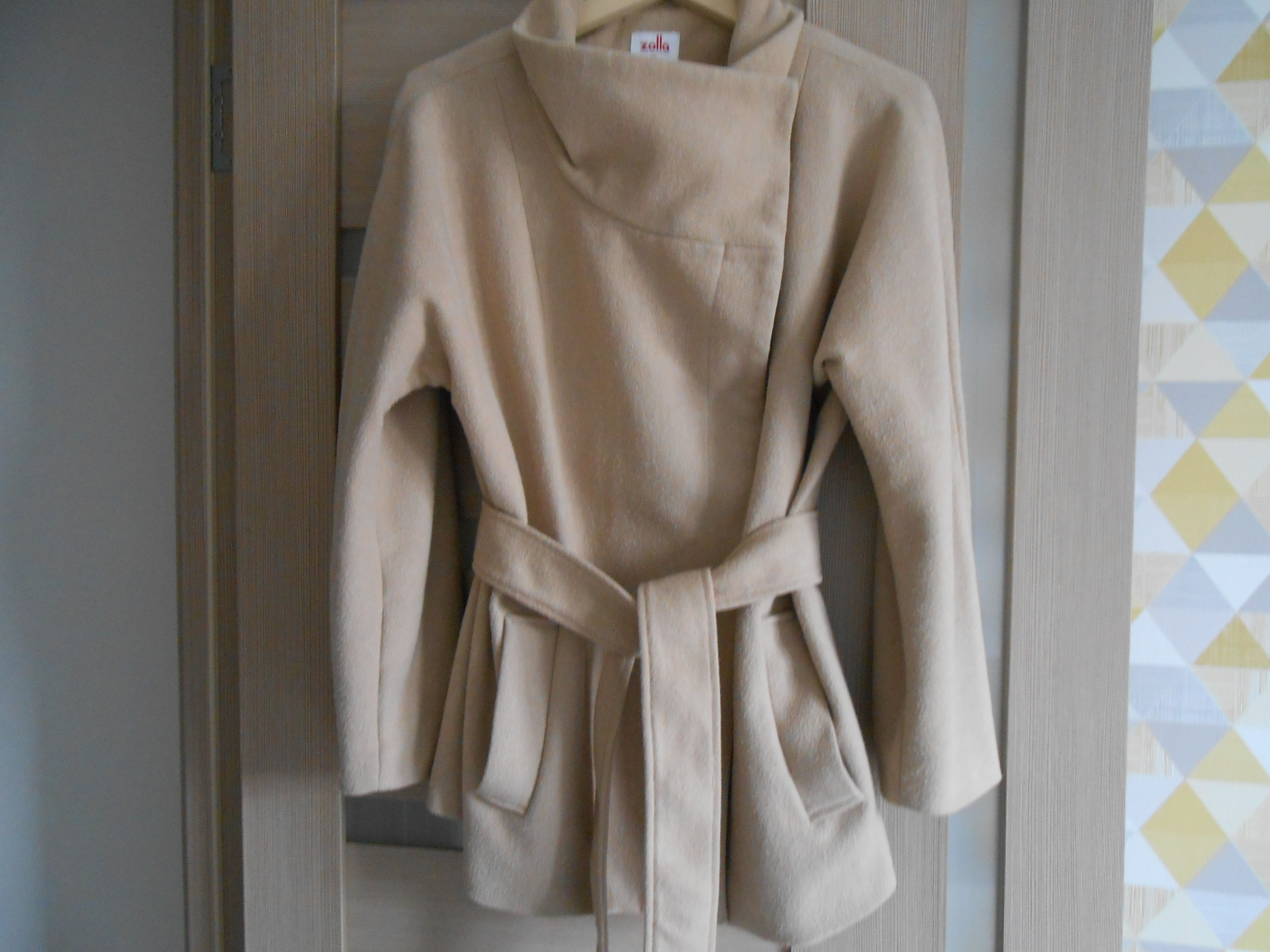 Продам. Полупальто "Zolla", размер 50,