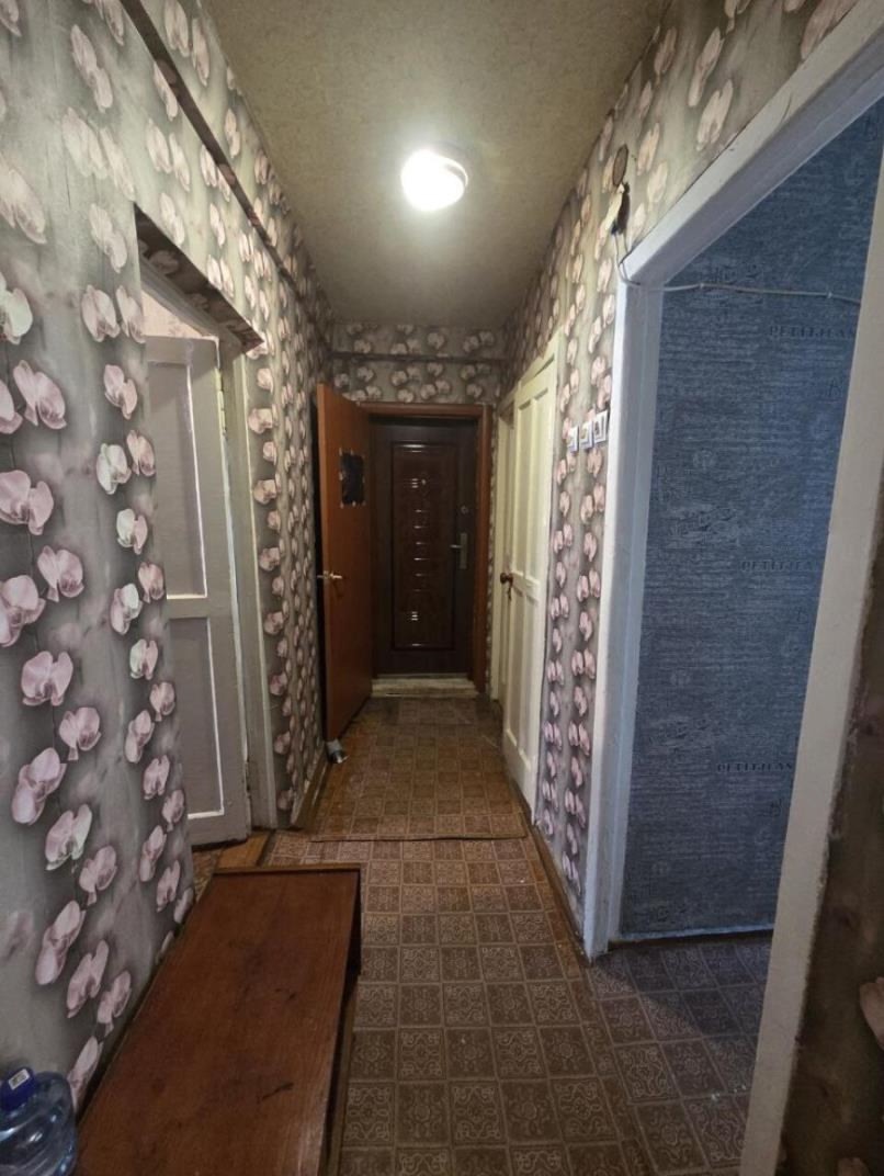 Продается трехкомнатная квартира на Дудинской (5)