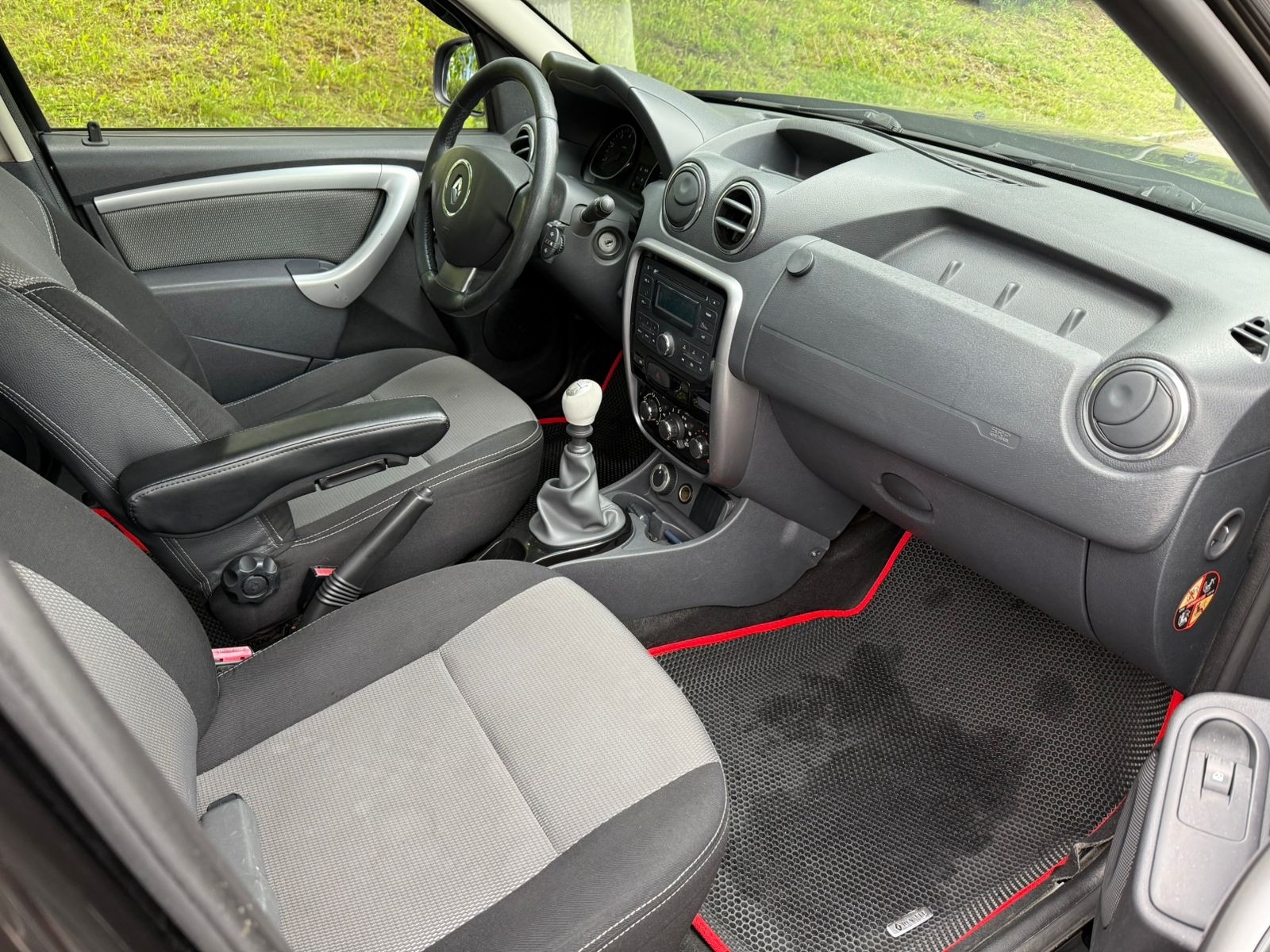 Продается Renault Duster 2012 года (9)