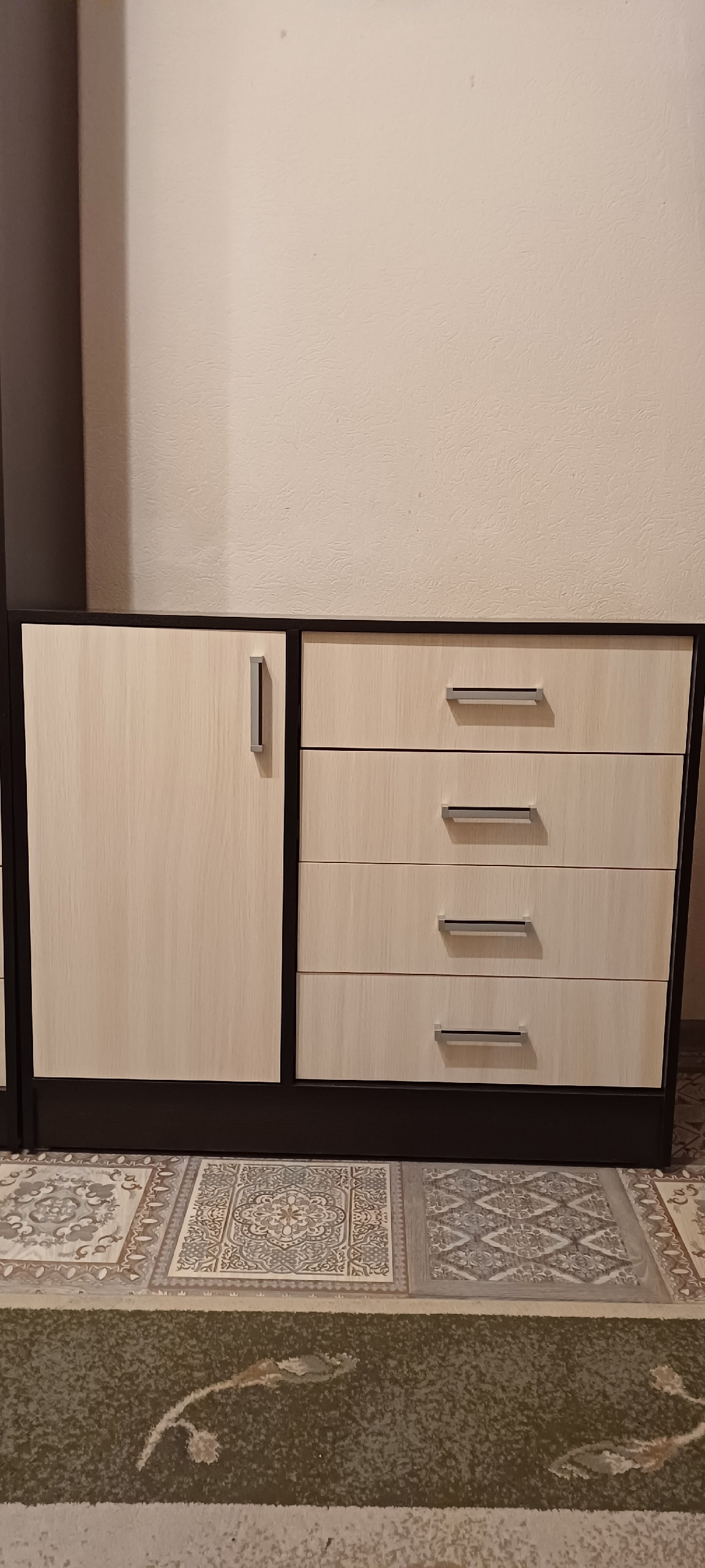 Продаётся новый комод венге-дуб Новый