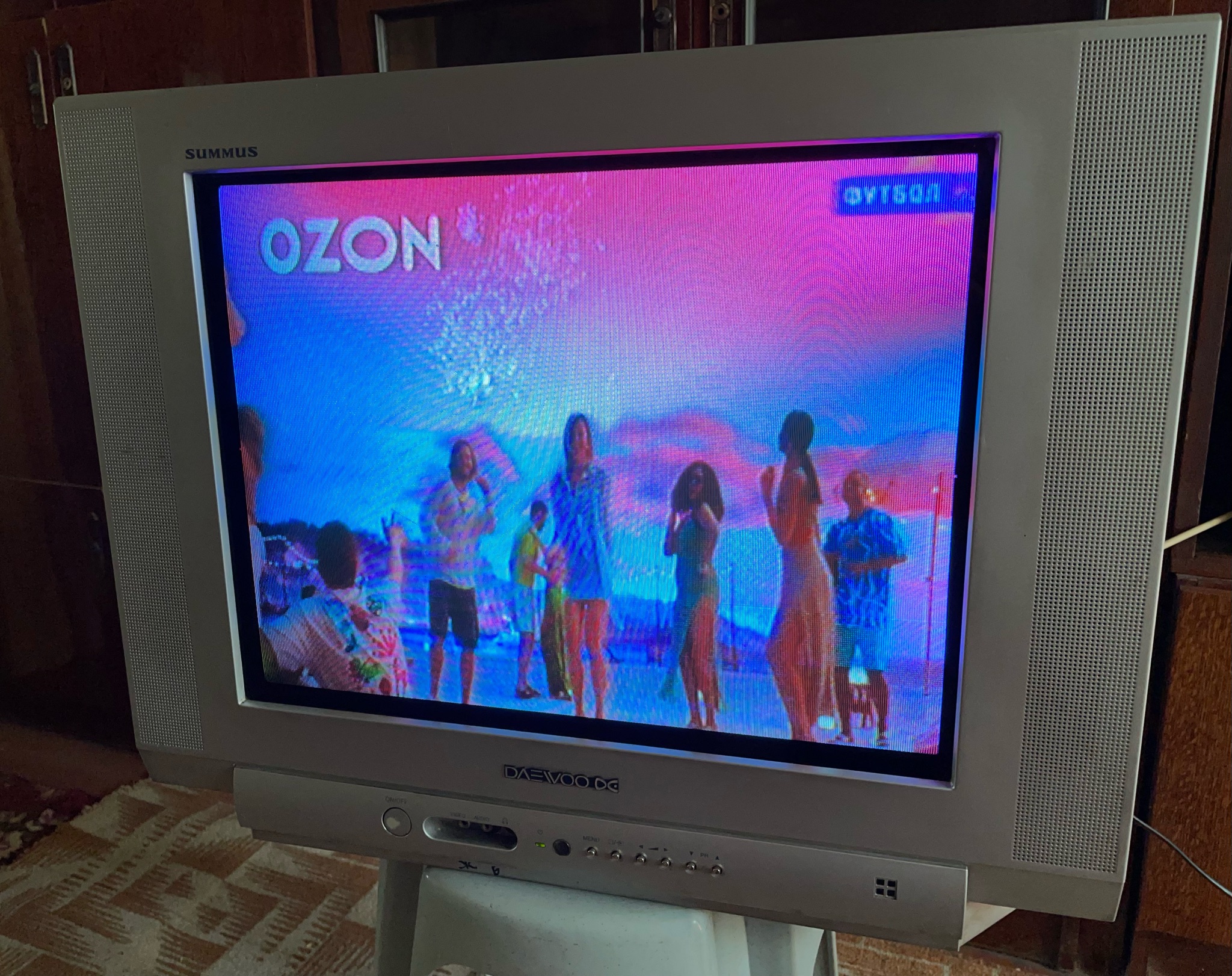 Продажа телевизора Daewoo: недорого Предлагаю (1)