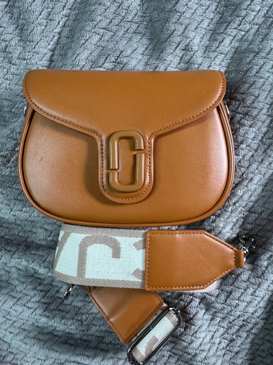 Продаю зимние вещи и аксессуары (2)