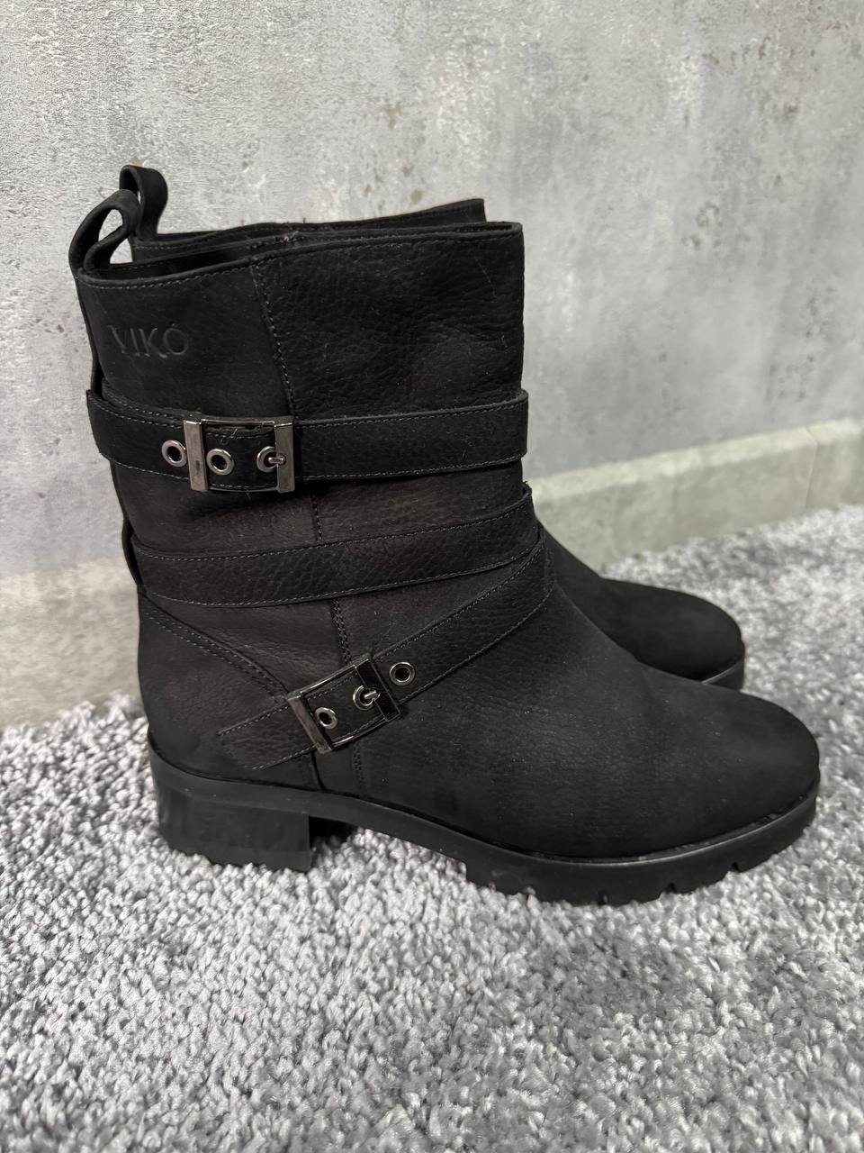 Продаю зимние вещи и аксессуары (3)