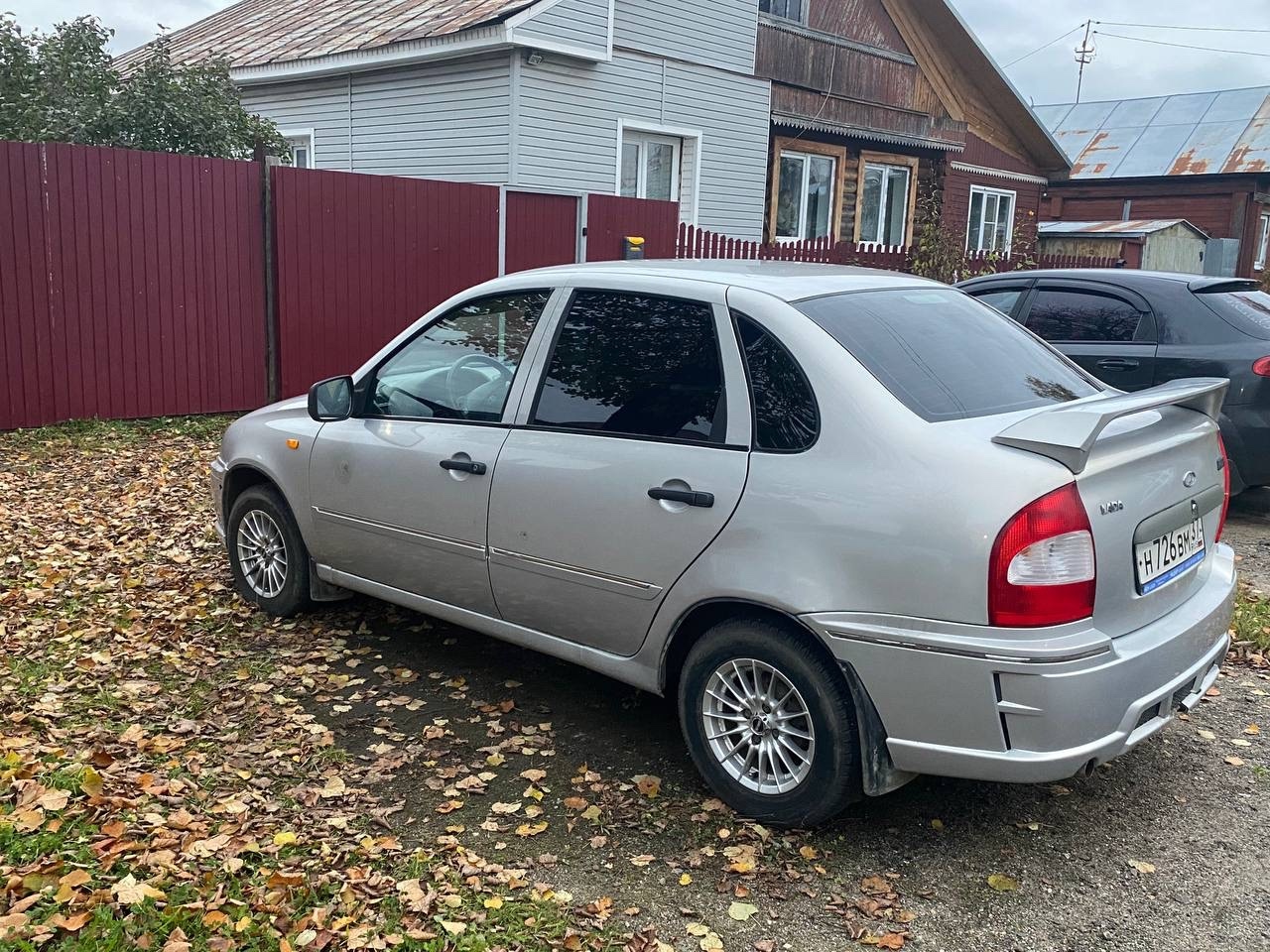 LADA Kalina 1.6 MT 2010 (3)