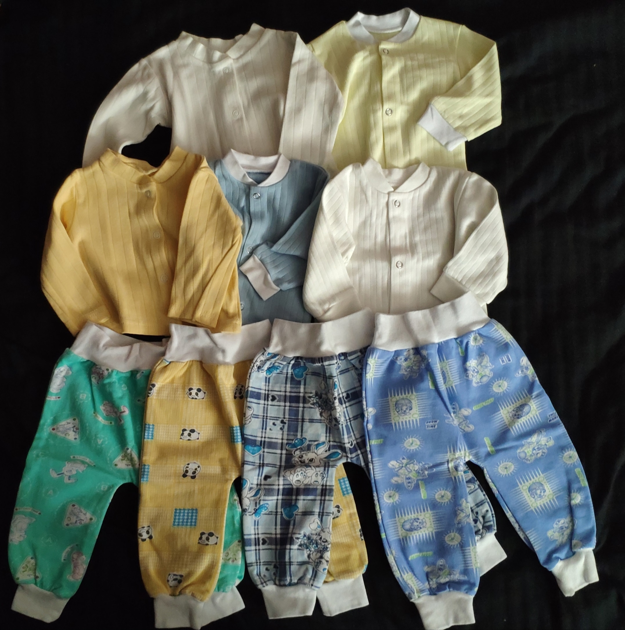 Комплекты одежды для малышей Предлагаем (1)