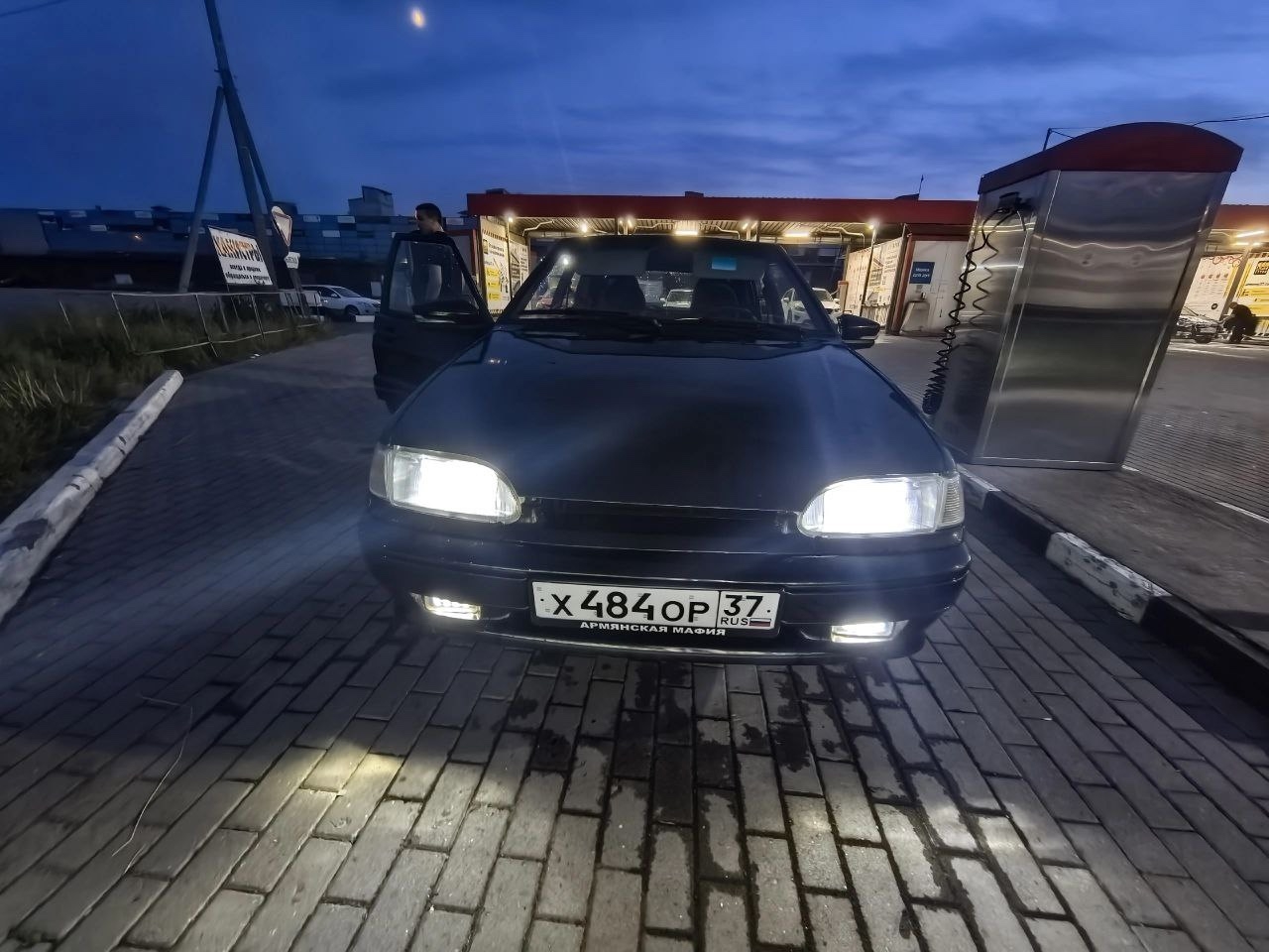 Автомобиль ВАЗ 2114 2007 года (7)