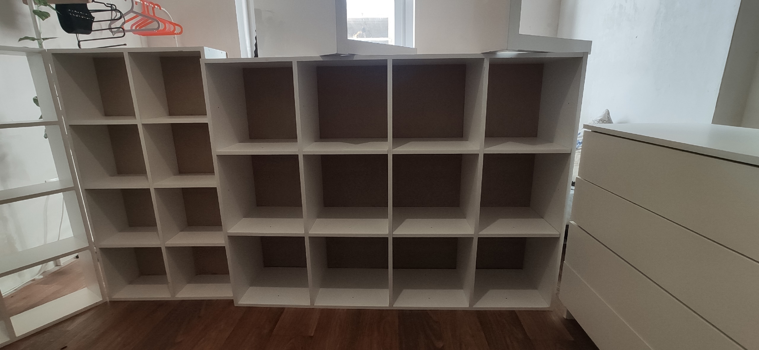 Небольшая распродажа стеллажей и мебели (3)