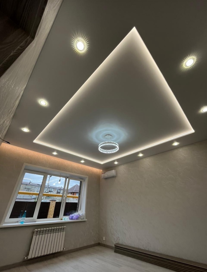 Установка натяжных потолков любой сложности (8)