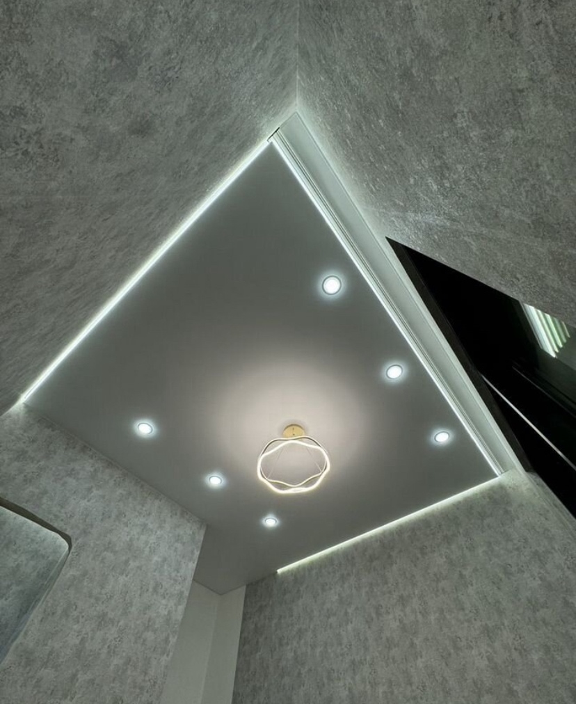 Установка натяжных потолков любой сложности (5)