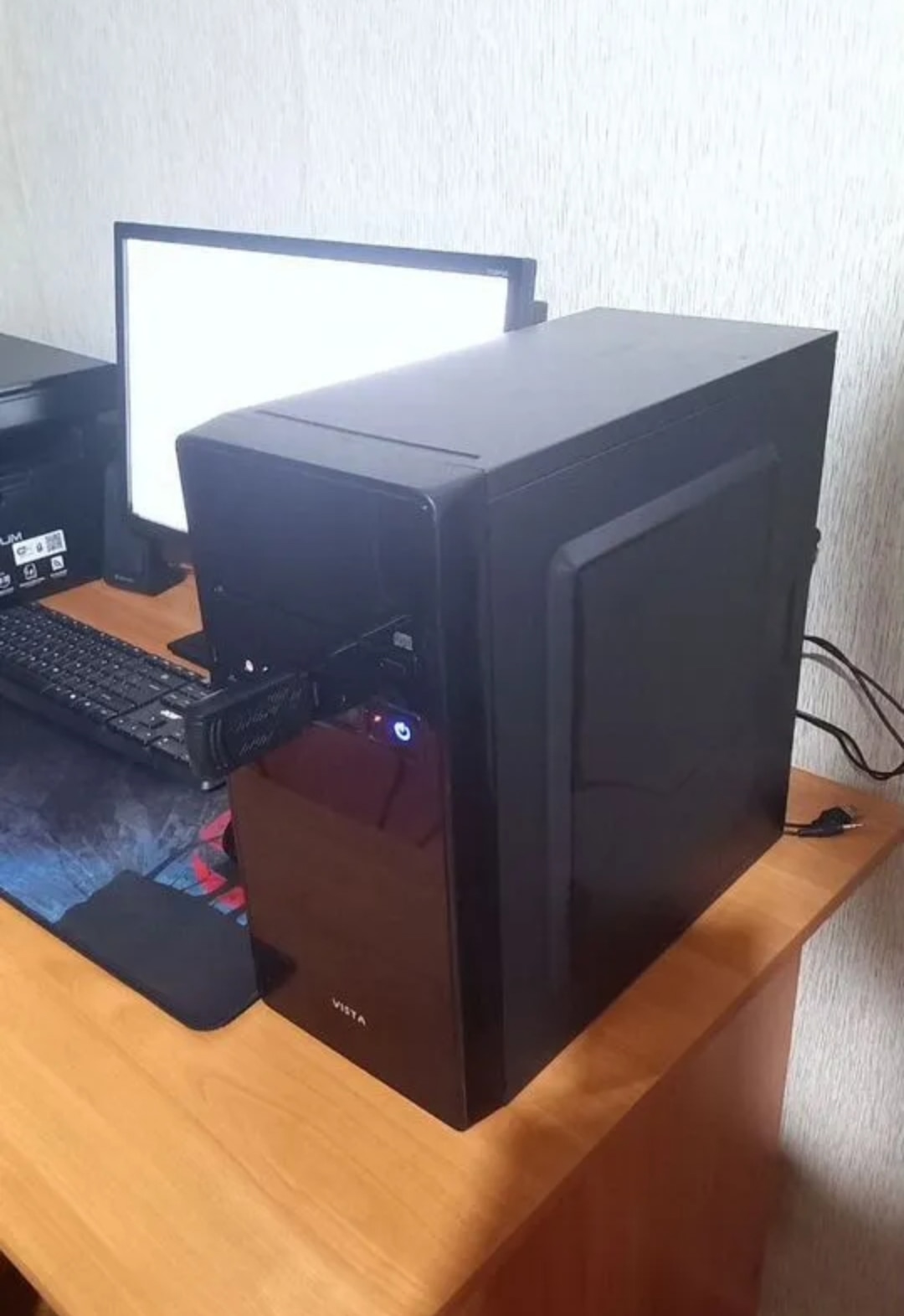 **Мощный и тихий рабочий компьютер**