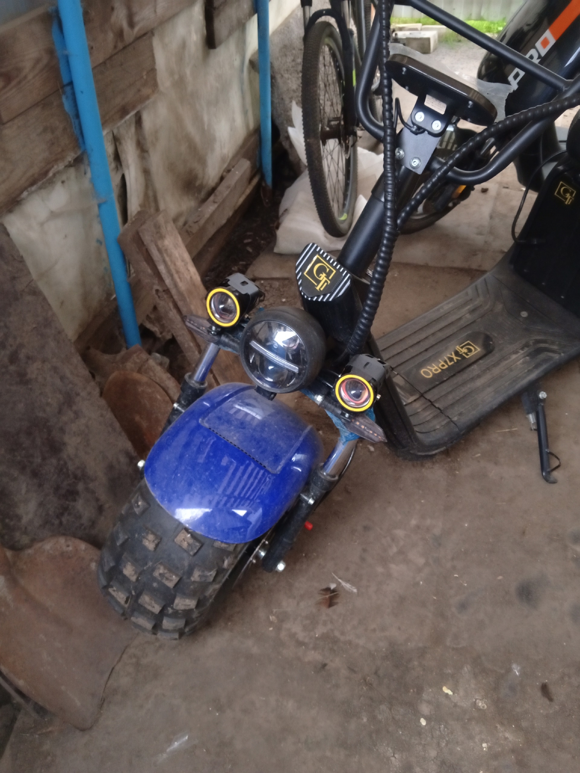 Срочная продажа скутера: отличное состояние (1)