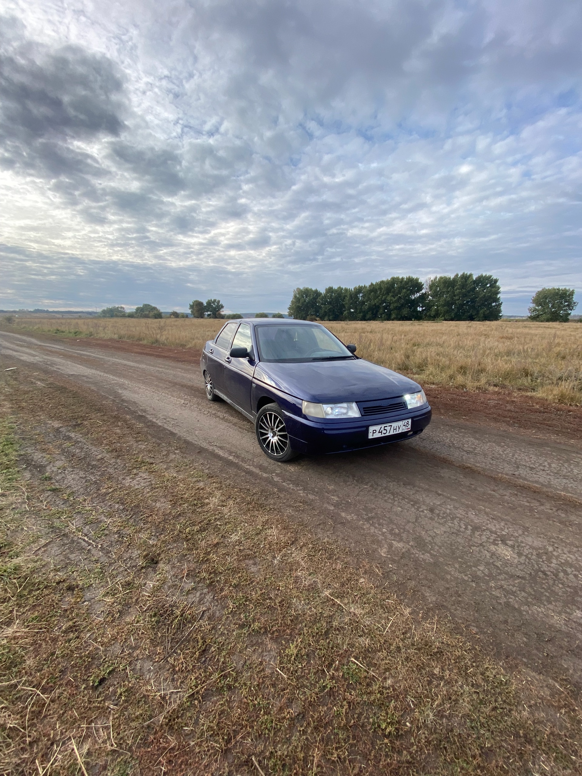 Чистые документы на автомобиле Документы