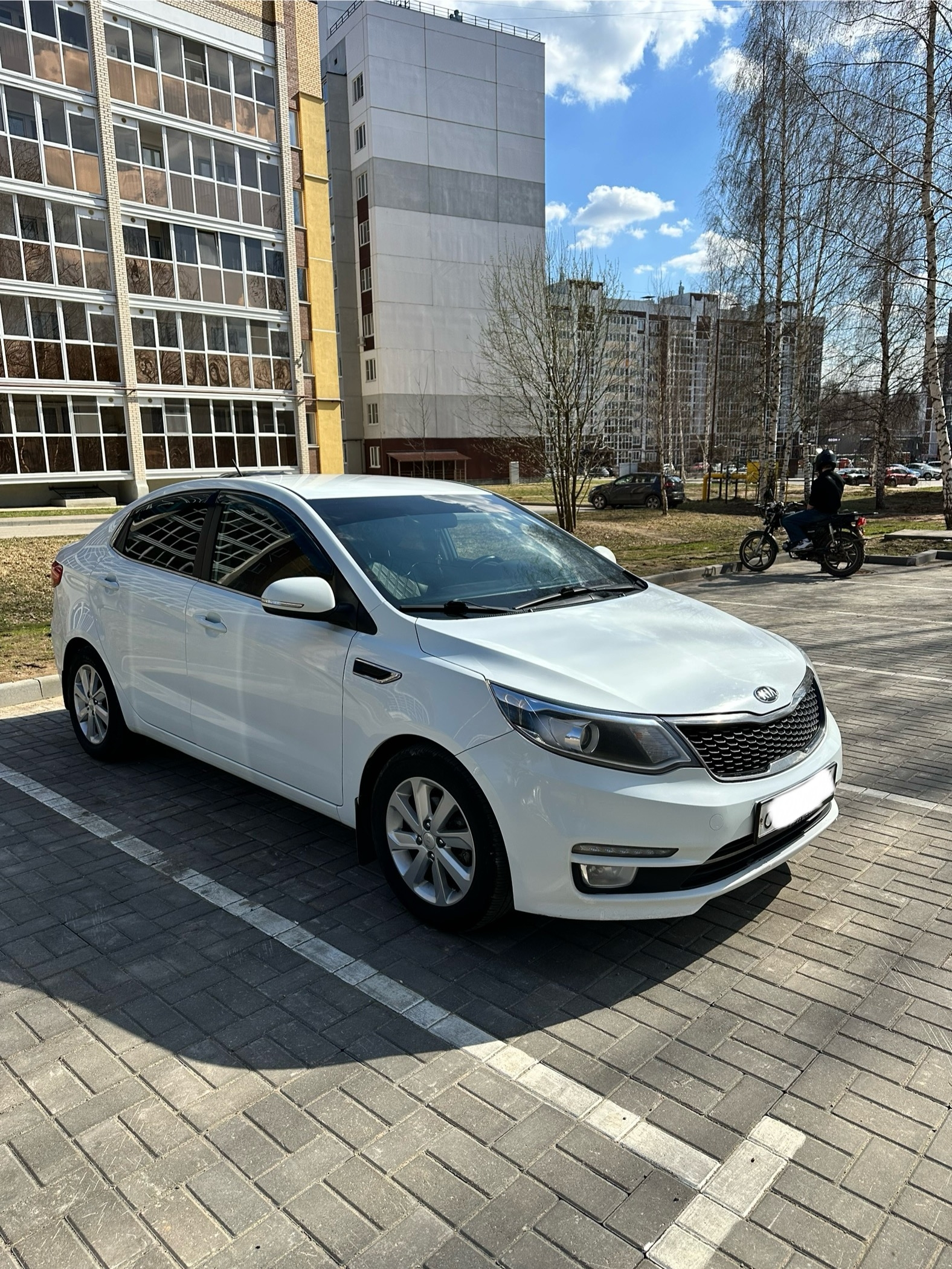 Kia Rio 2015 года в (2)