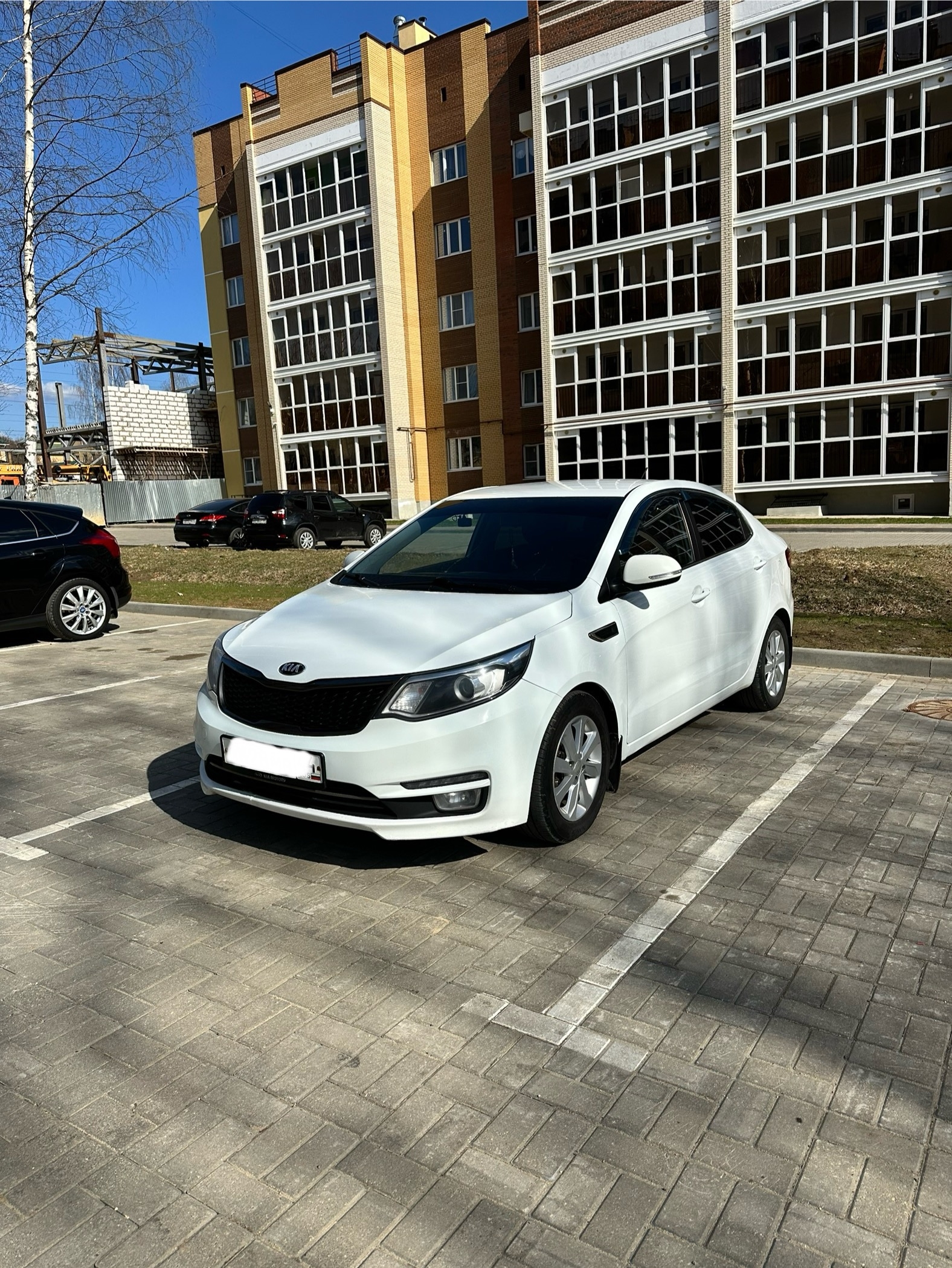Kia Rio 2015 года в (1)