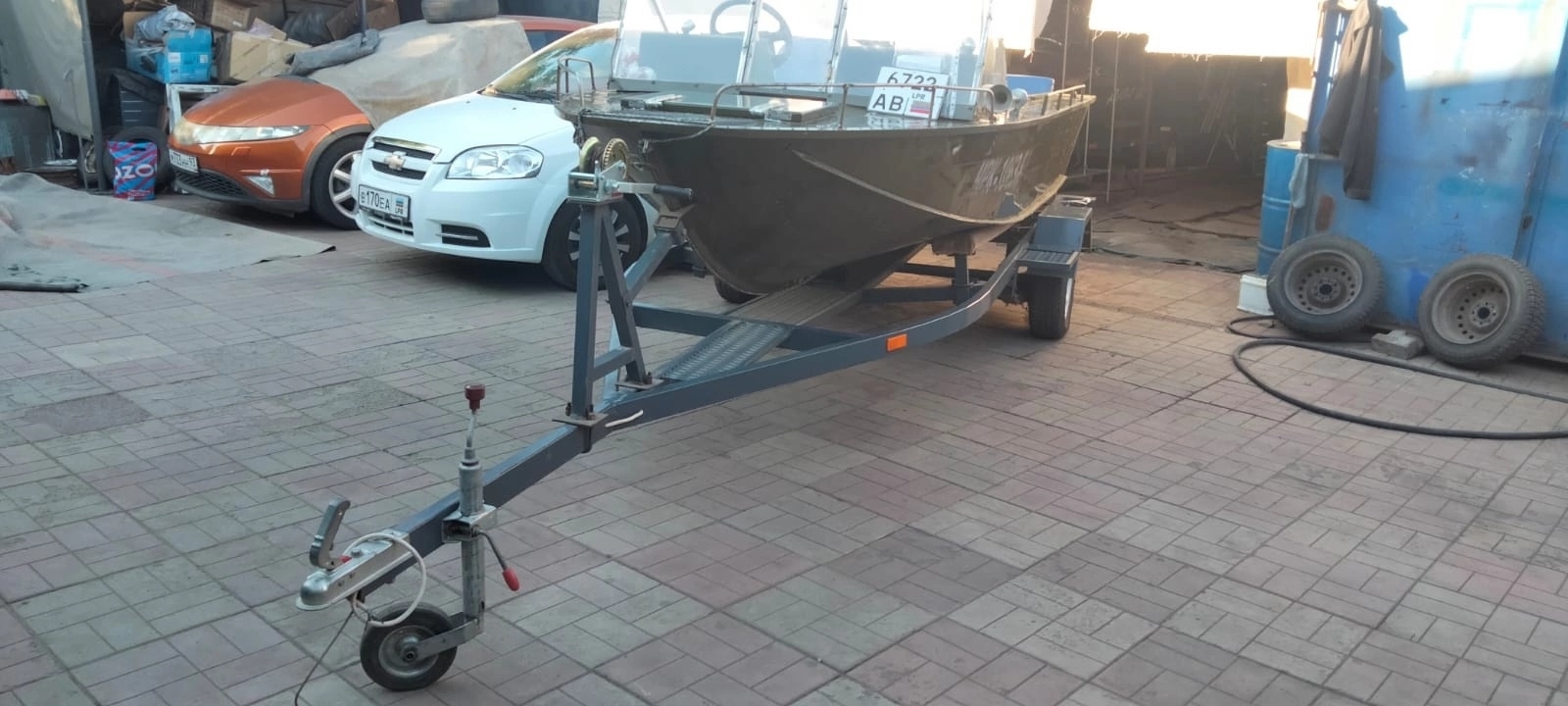 Лодка Южанка 2 с мотором (3)