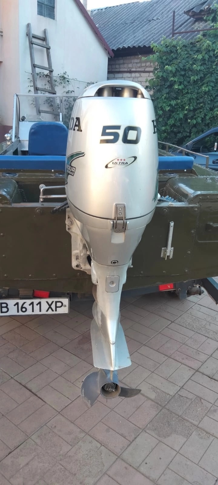 Лодка Южанка 2 с мотором (4)