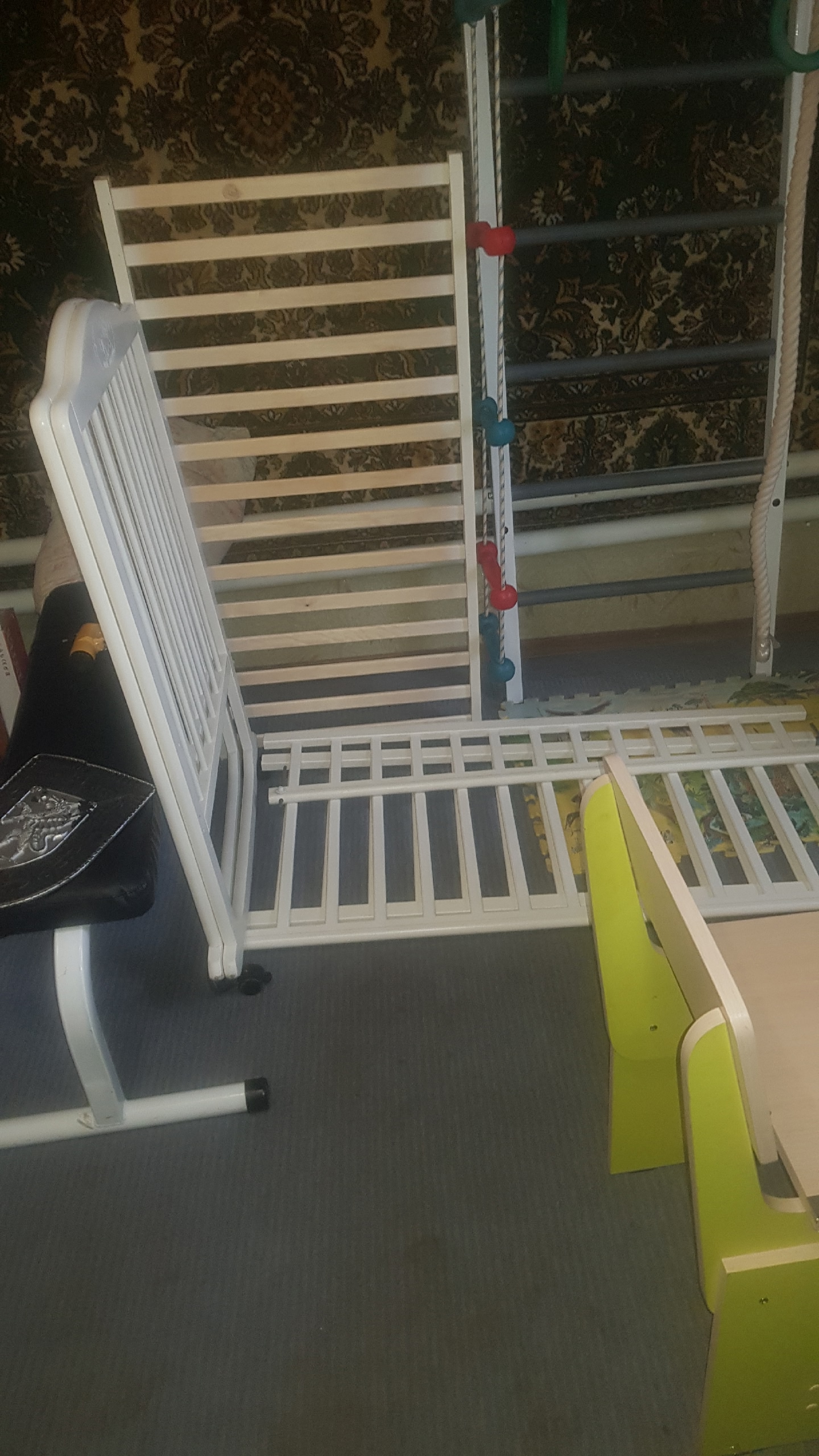 Продажа детских товаров в Луганске (2)