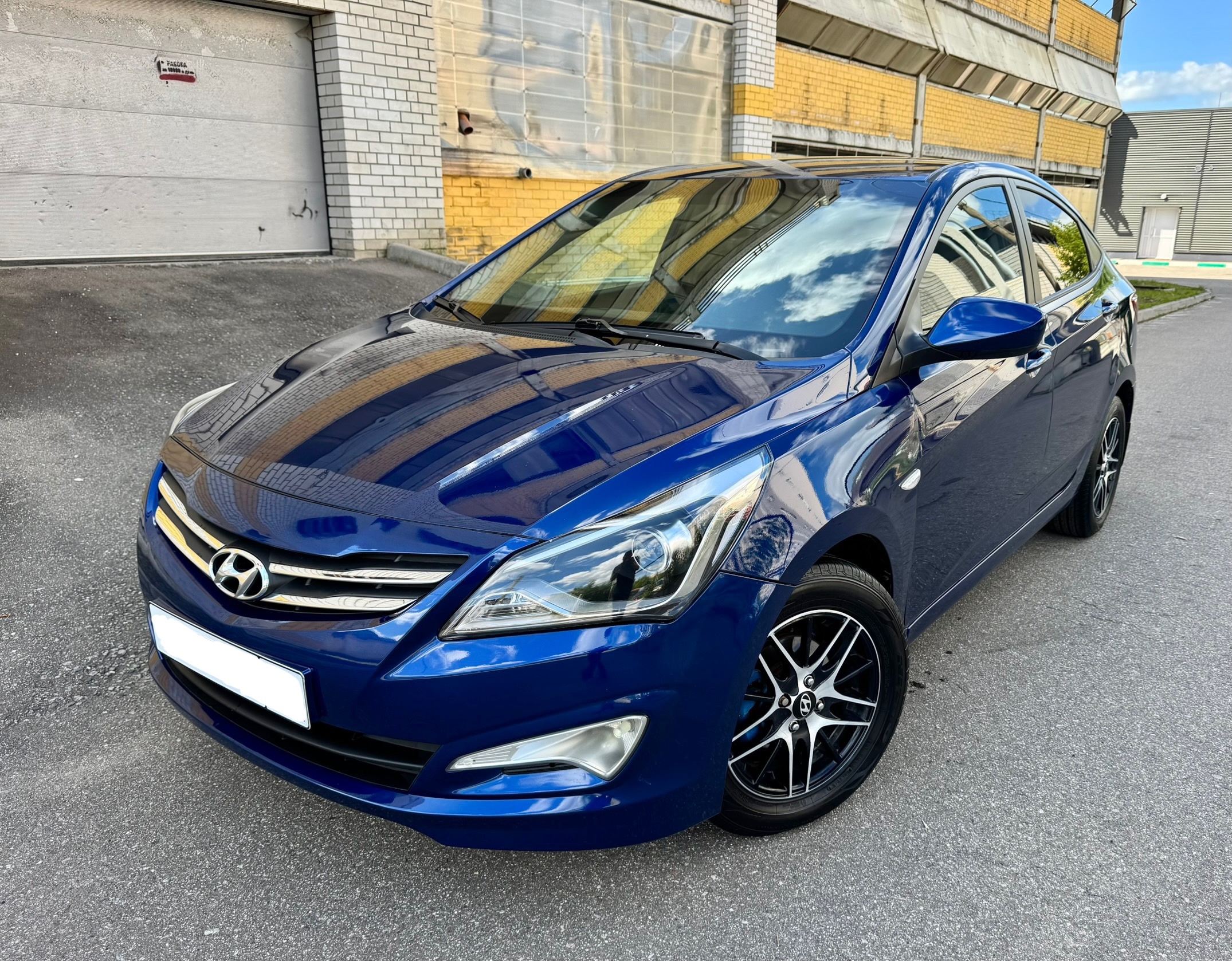 Продается Hyundai Solaris 2015 года (2)