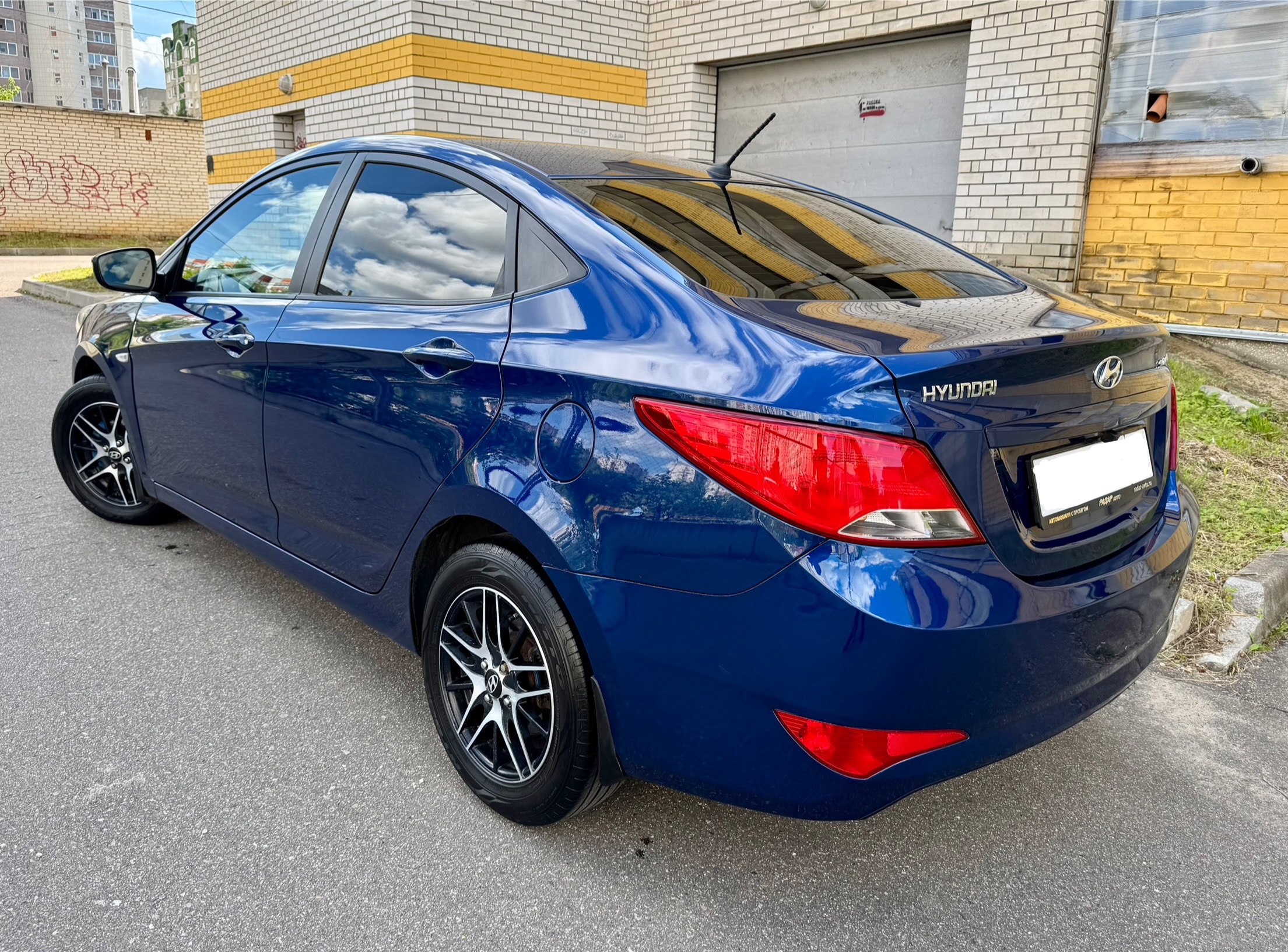 Продается Hyundai Solaris 2015 года (1)