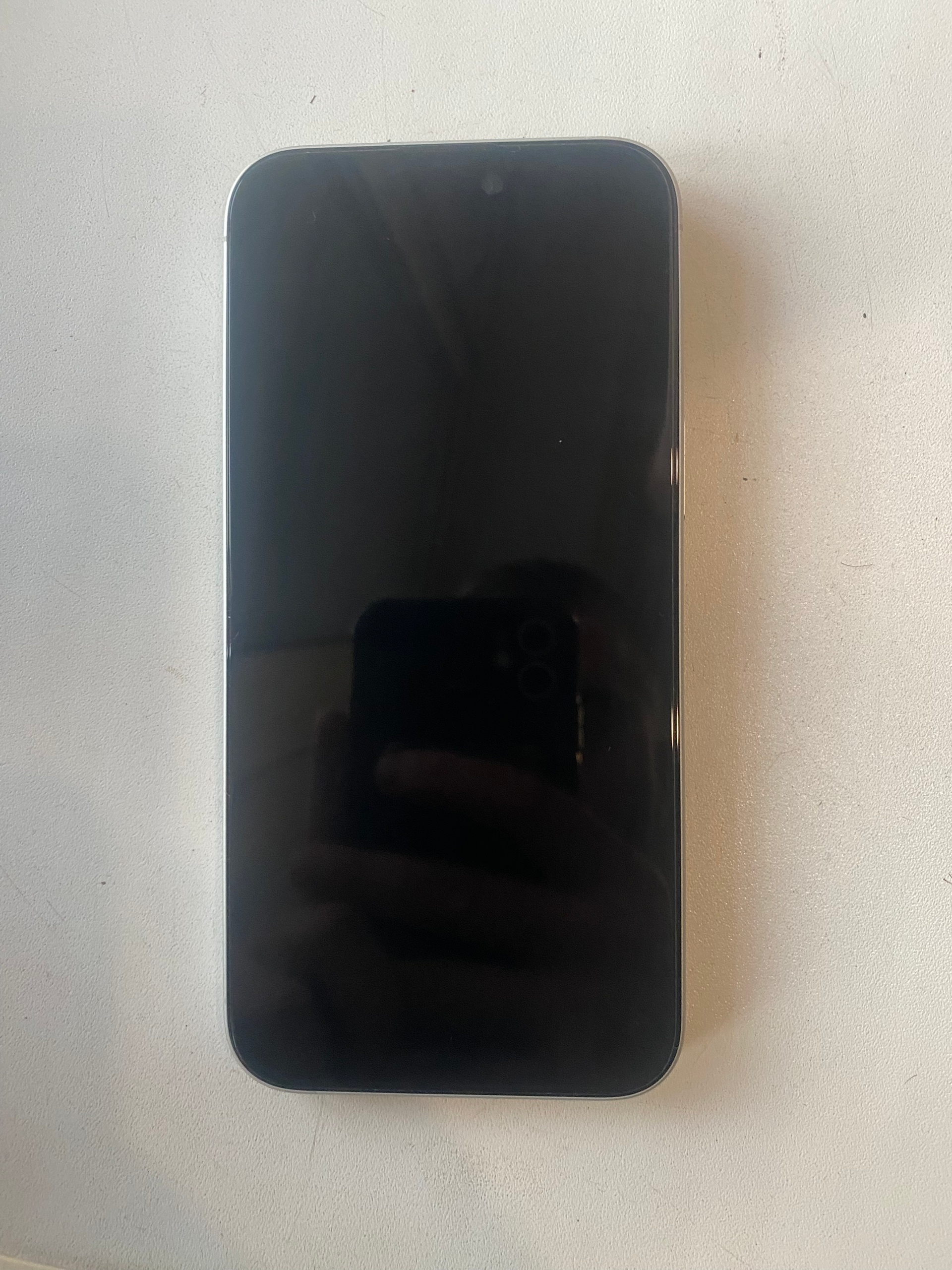 Продажа нового айфона 16 с