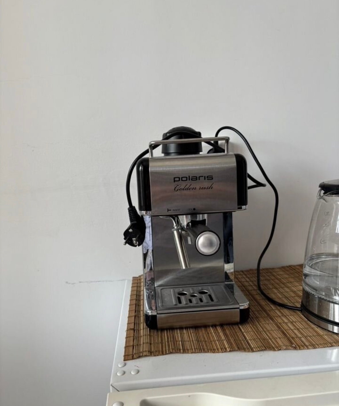 Рожковая кофемашина в хорошем состоянии (1)