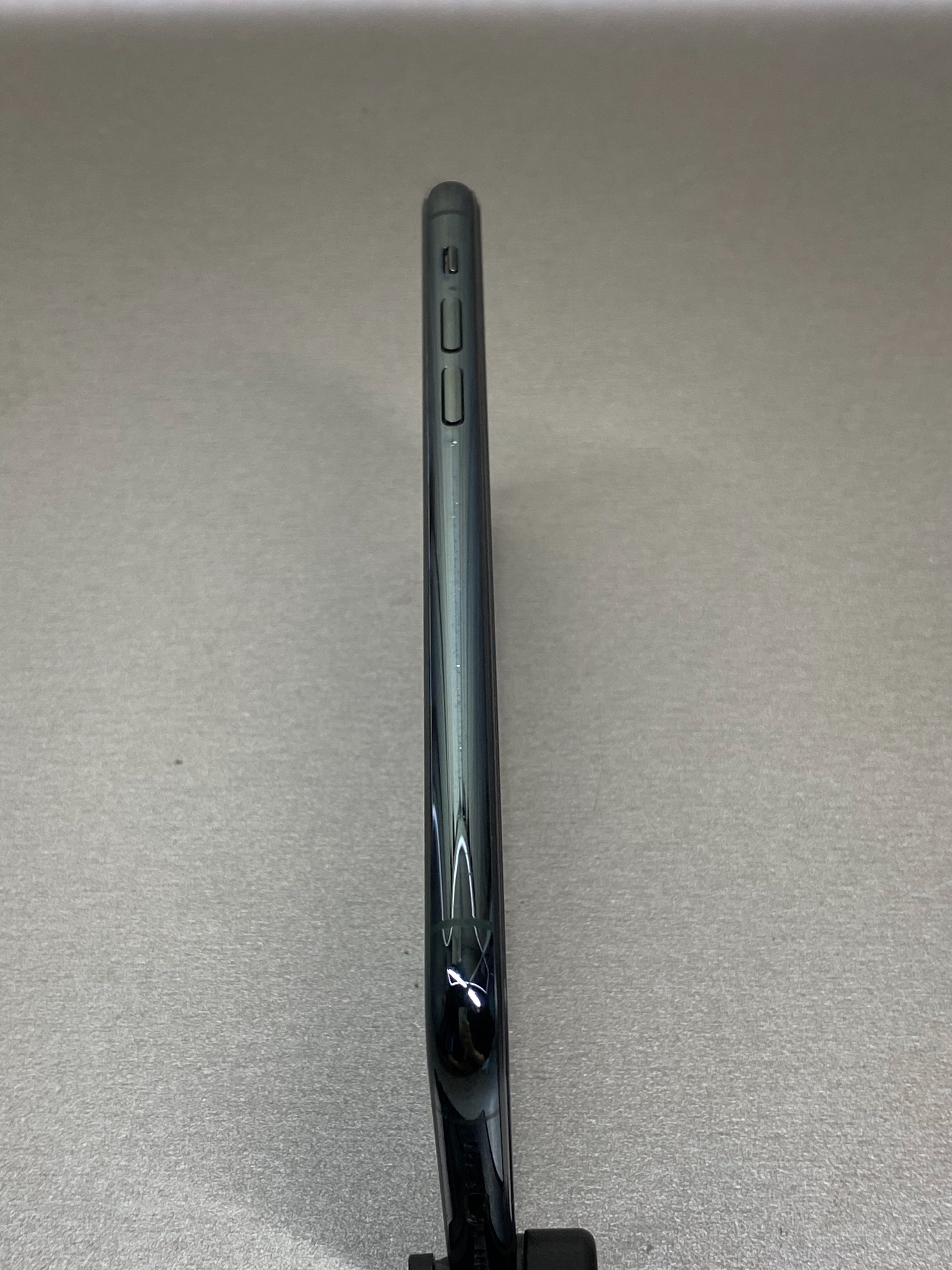 Продаётся iPhone 11 Pro 64GB (3)