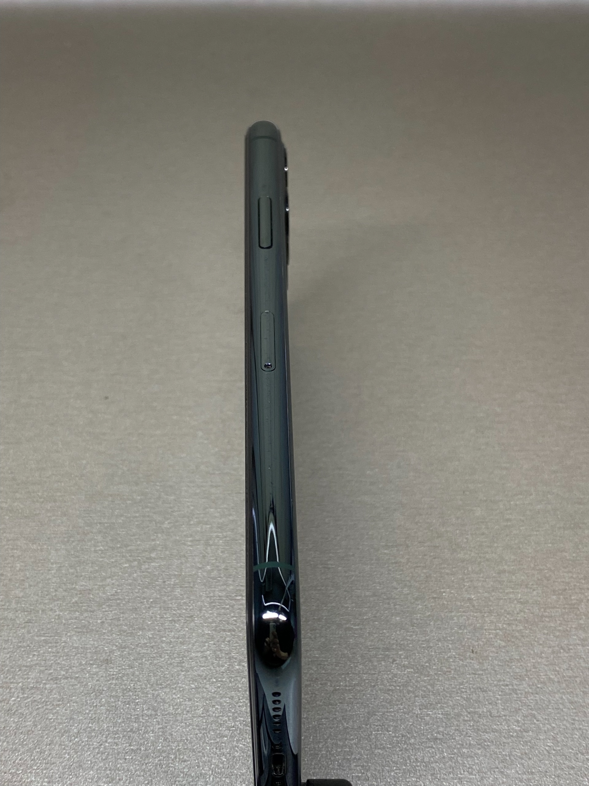 Продаётся iPhone 11 Pro 64GB (5)