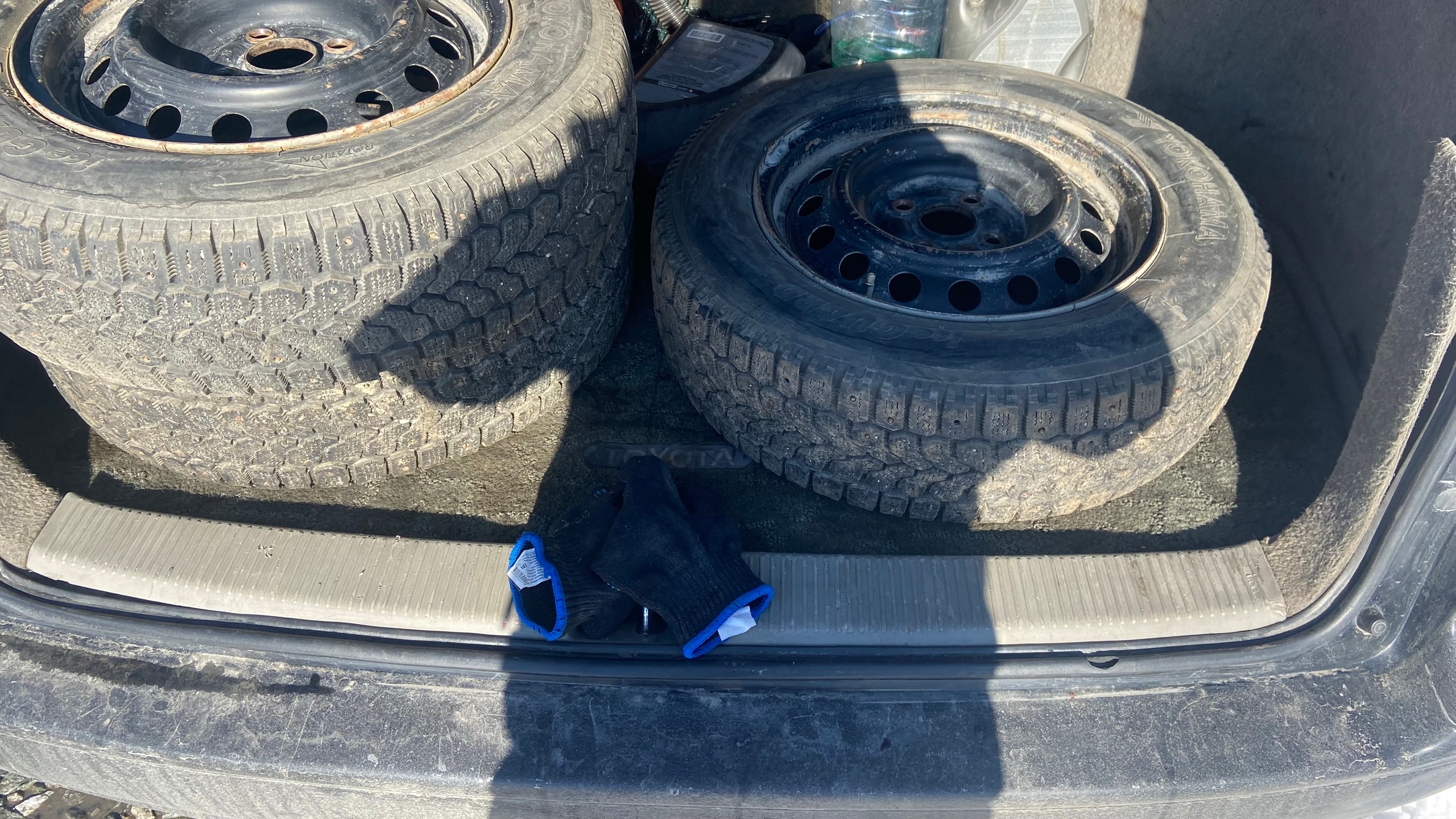 Комплект автошин в хорошем состоянии (8)