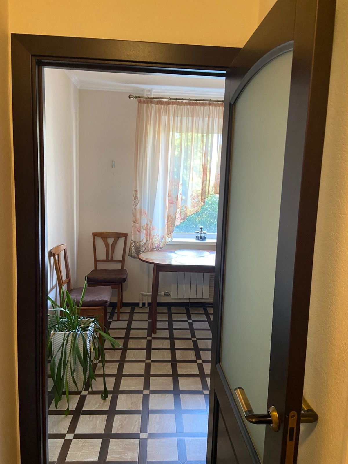 Сдам уютную квартиру на Северном (5)