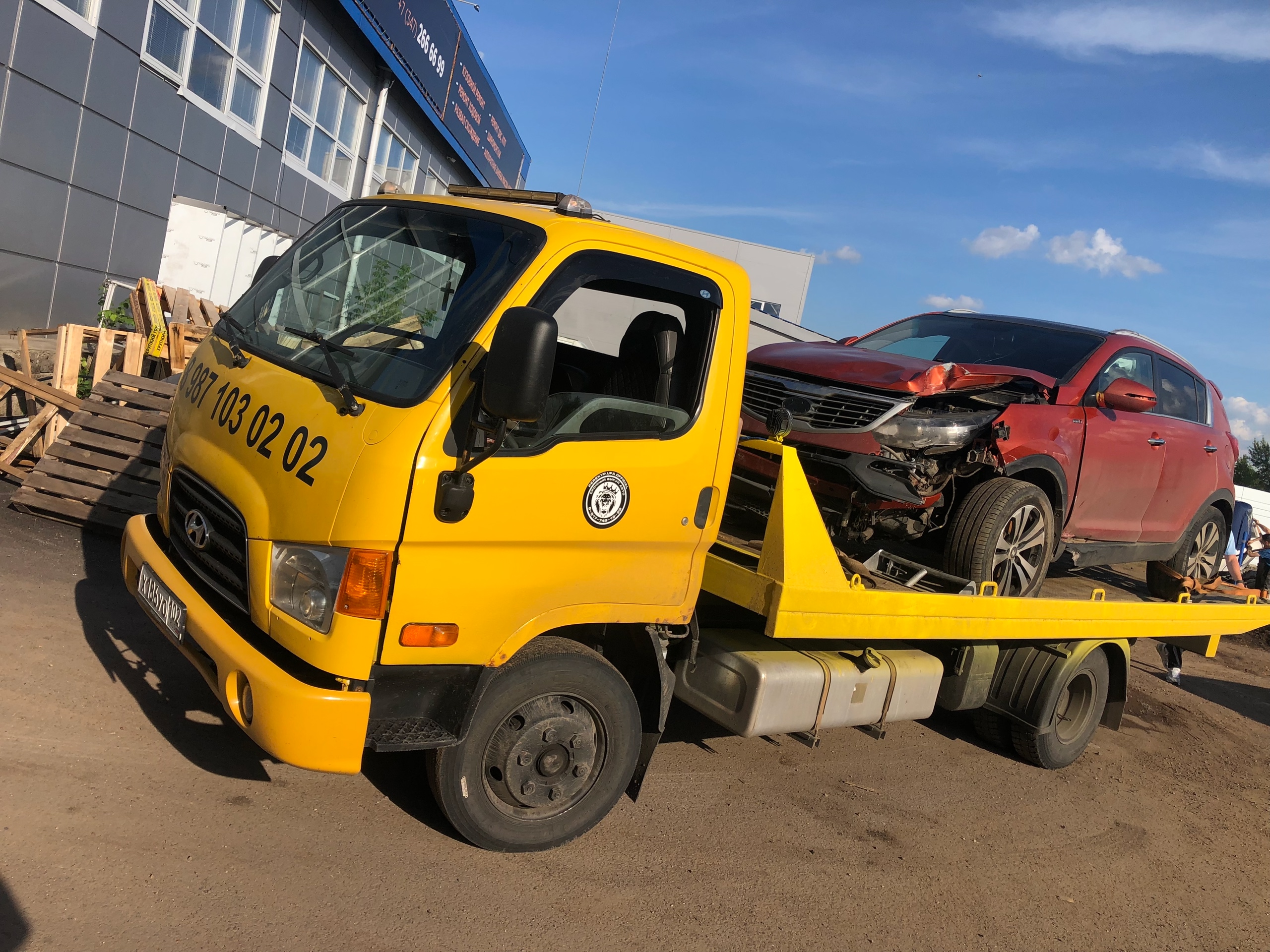 Эвакуатор Уфа: услуги 24/7 Предлагаем