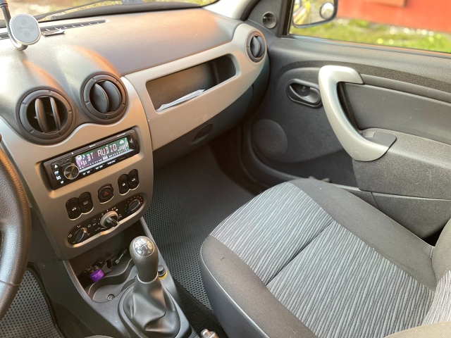 Продается Renault Logan 2010 Продаю (6)